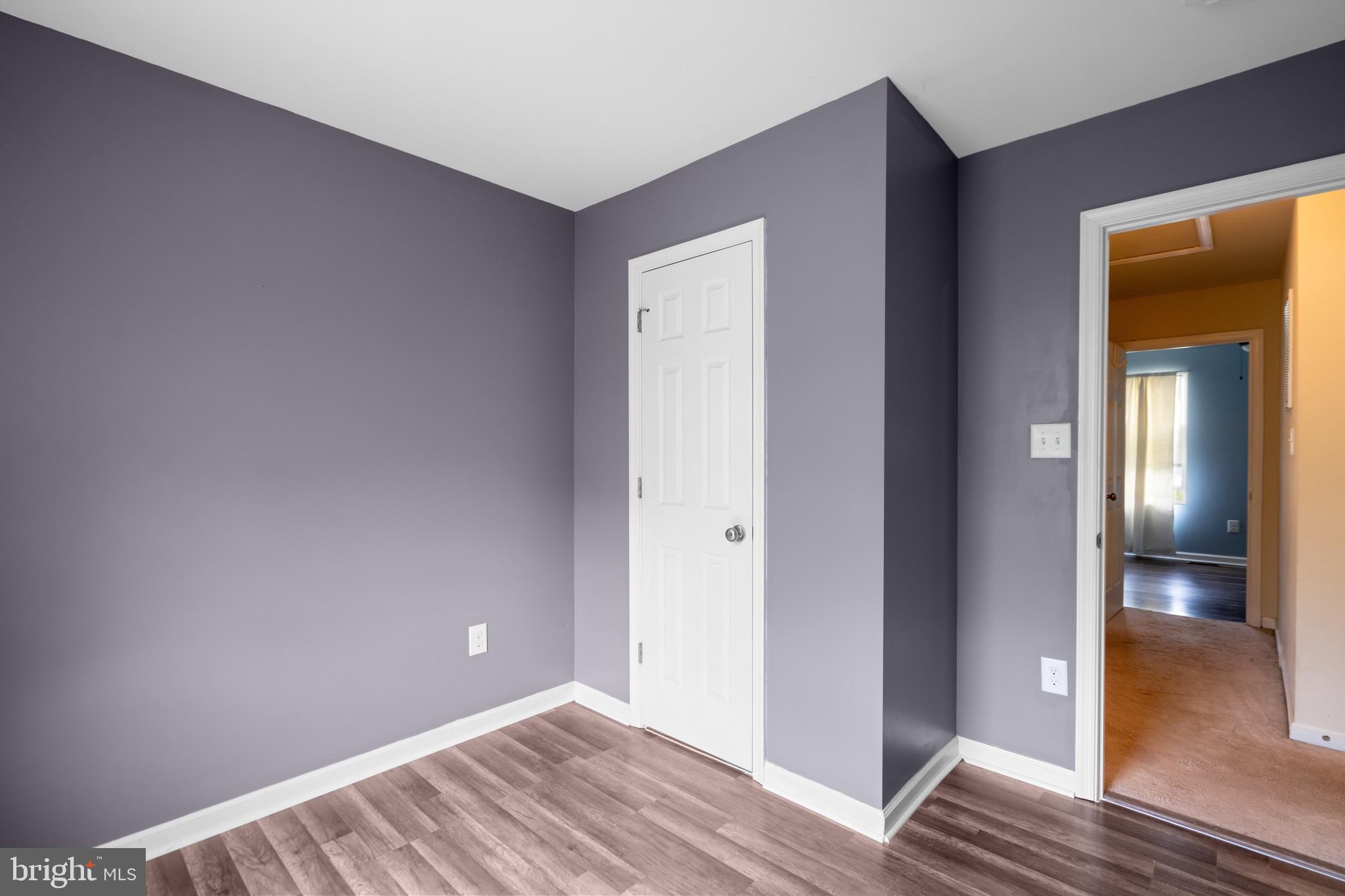 INWOOD VILLAGE - Residential