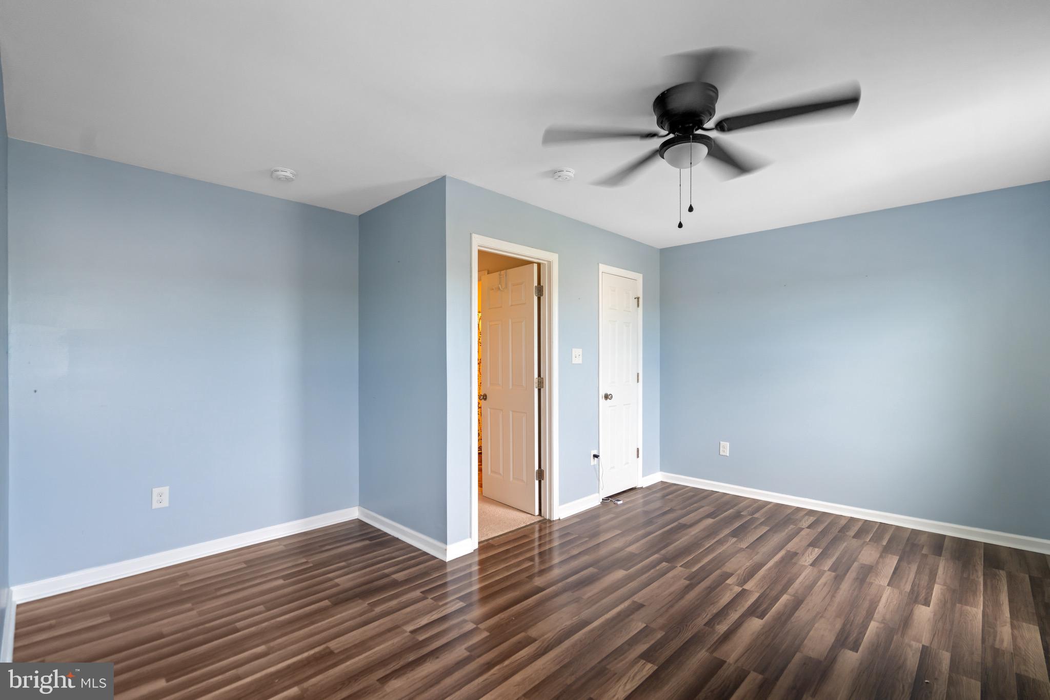 INWOOD VILLAGE - Residential