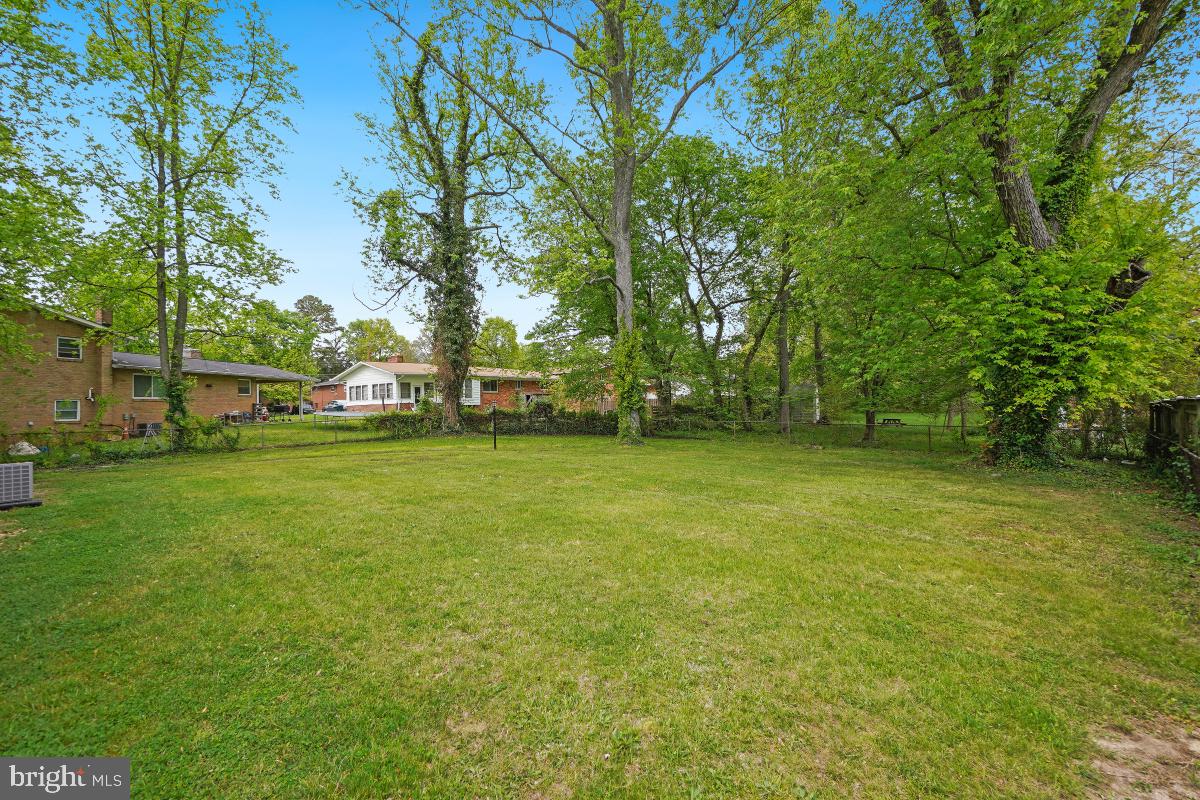 ROSECROFT PARK - Residential Lease