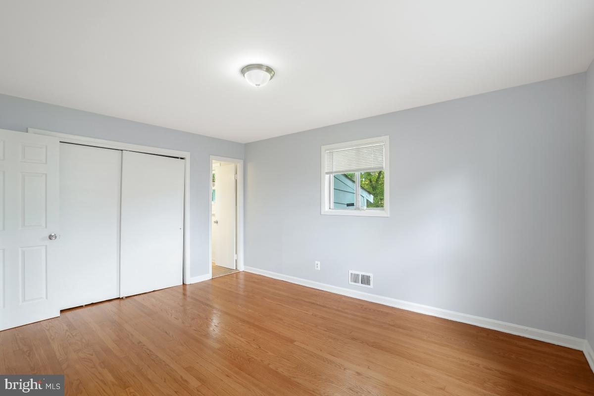 ROSECROFT PARK - Residential Lease