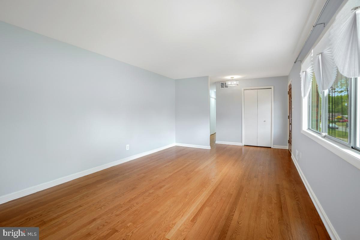 ROSECROFT PARK - Residential Lease