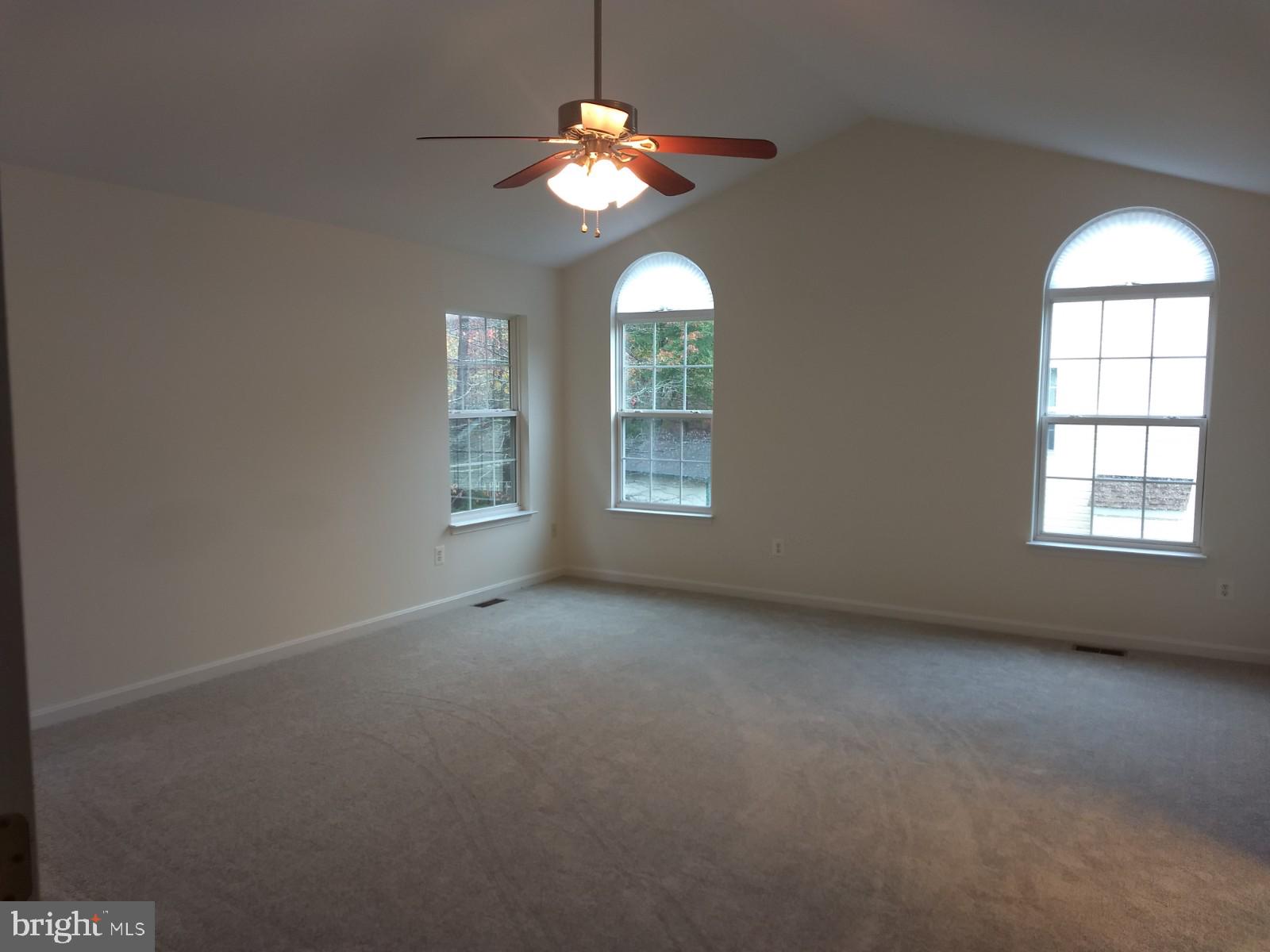 TALL PINES - Residential