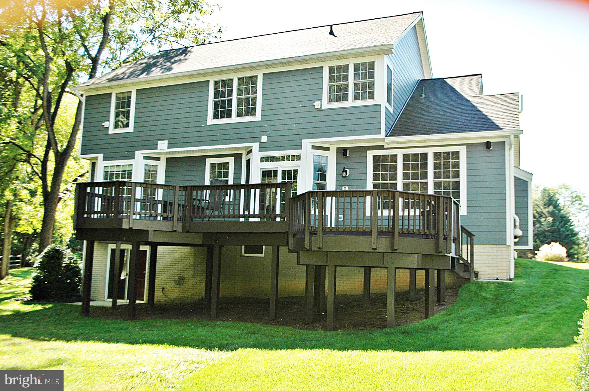410 LONDONTOWNE COURT