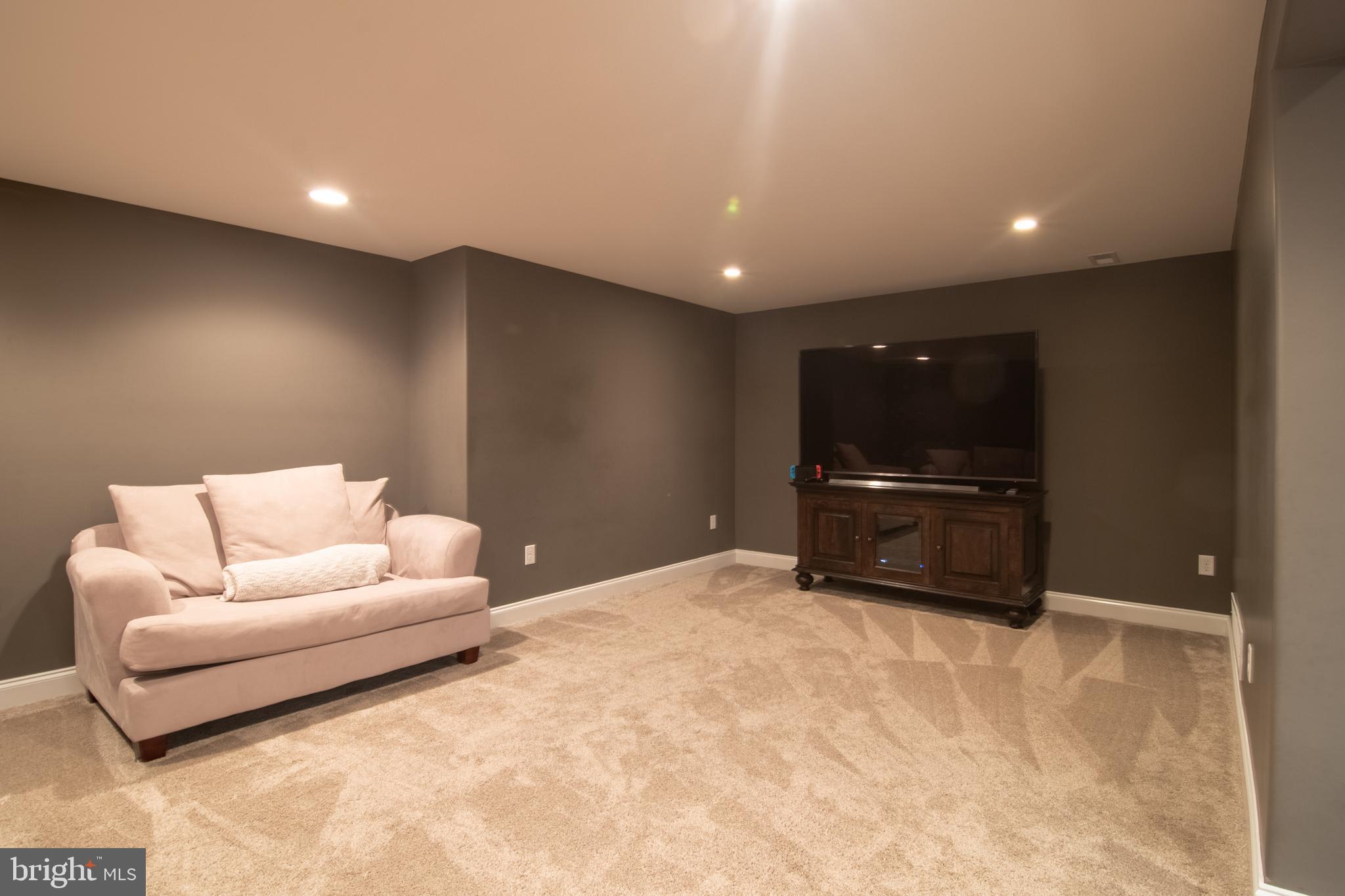 SYCAMORE FARM - Residential