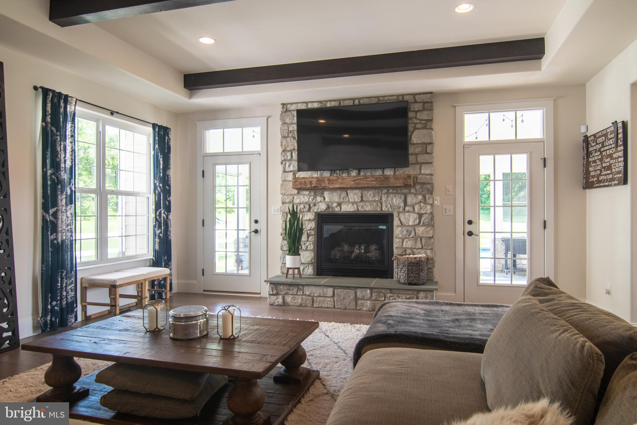 SYCAMORE FARM - Residential