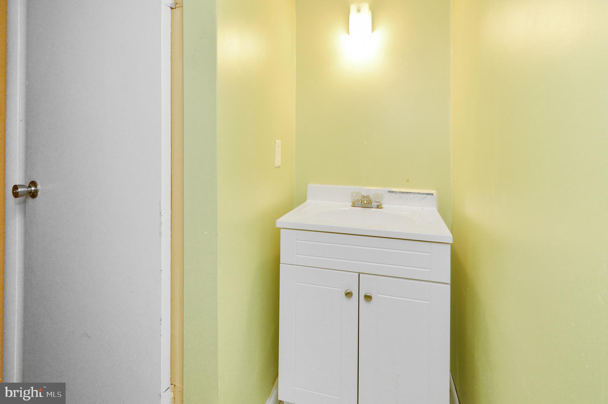 WHITELEY - Residential