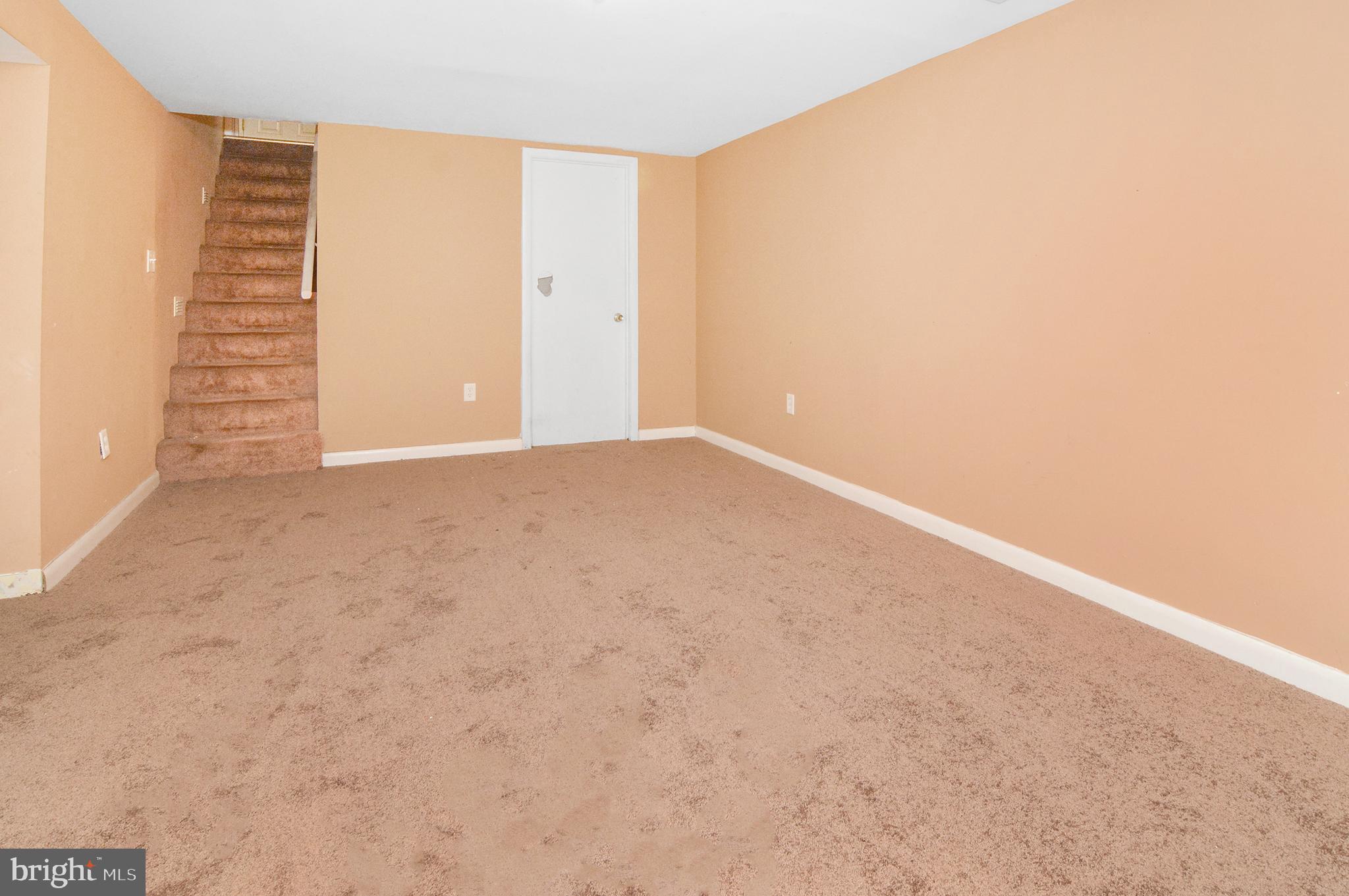 WHITELEY - Residential