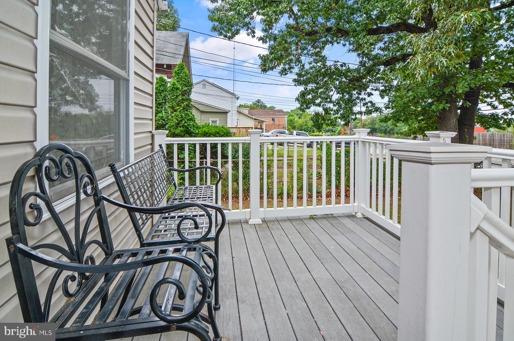 WHITELEY - Residential