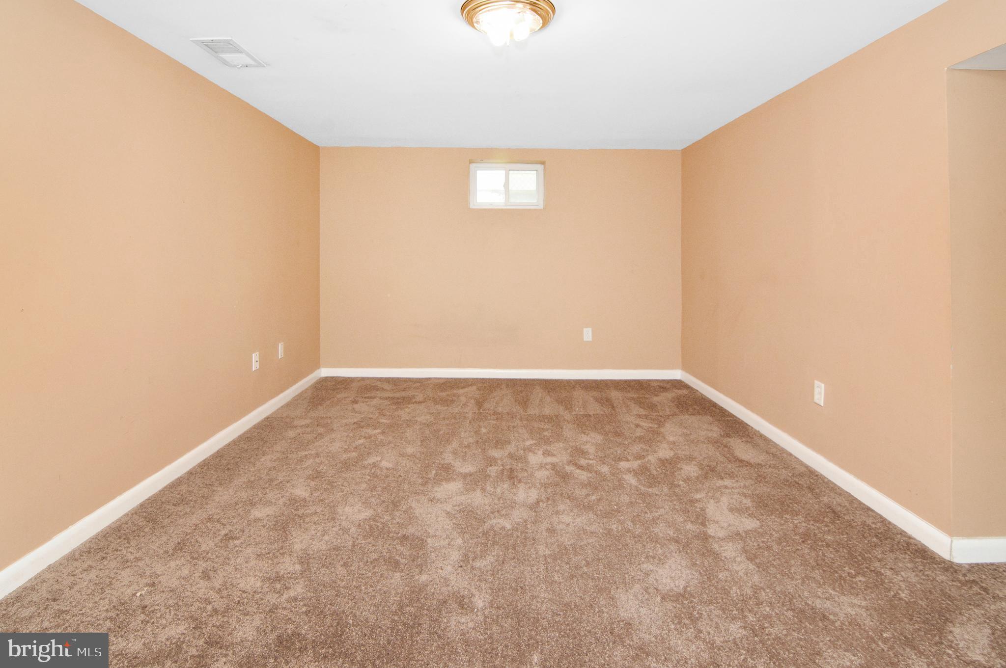 WHITELEY - Residential