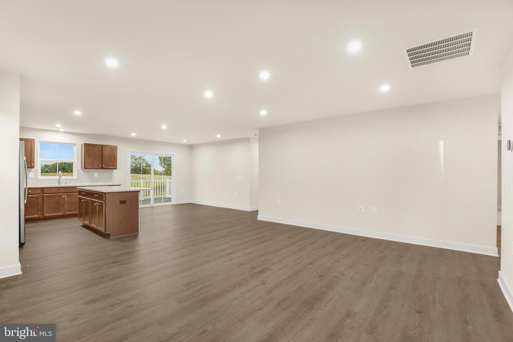 ARCADIA NORTH - Residential