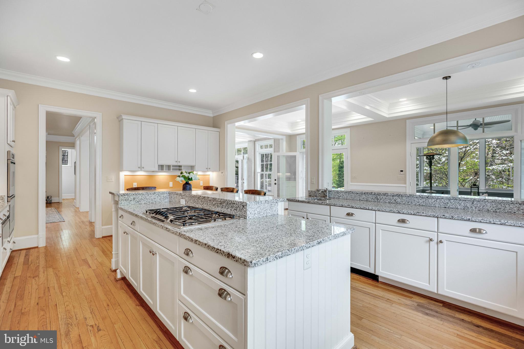 KENWOOD PARK - Residential