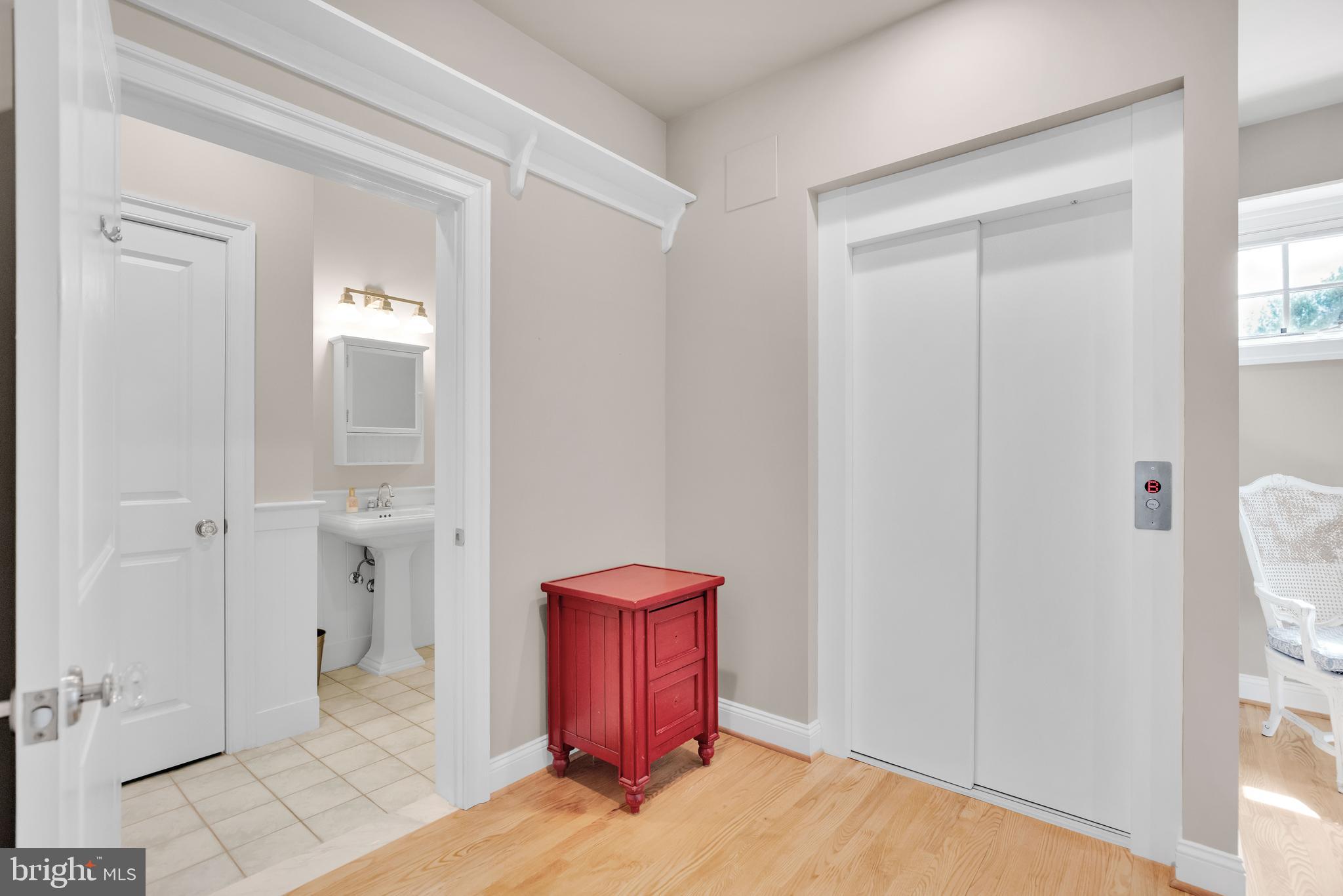 KENWOOD PARK - Residential