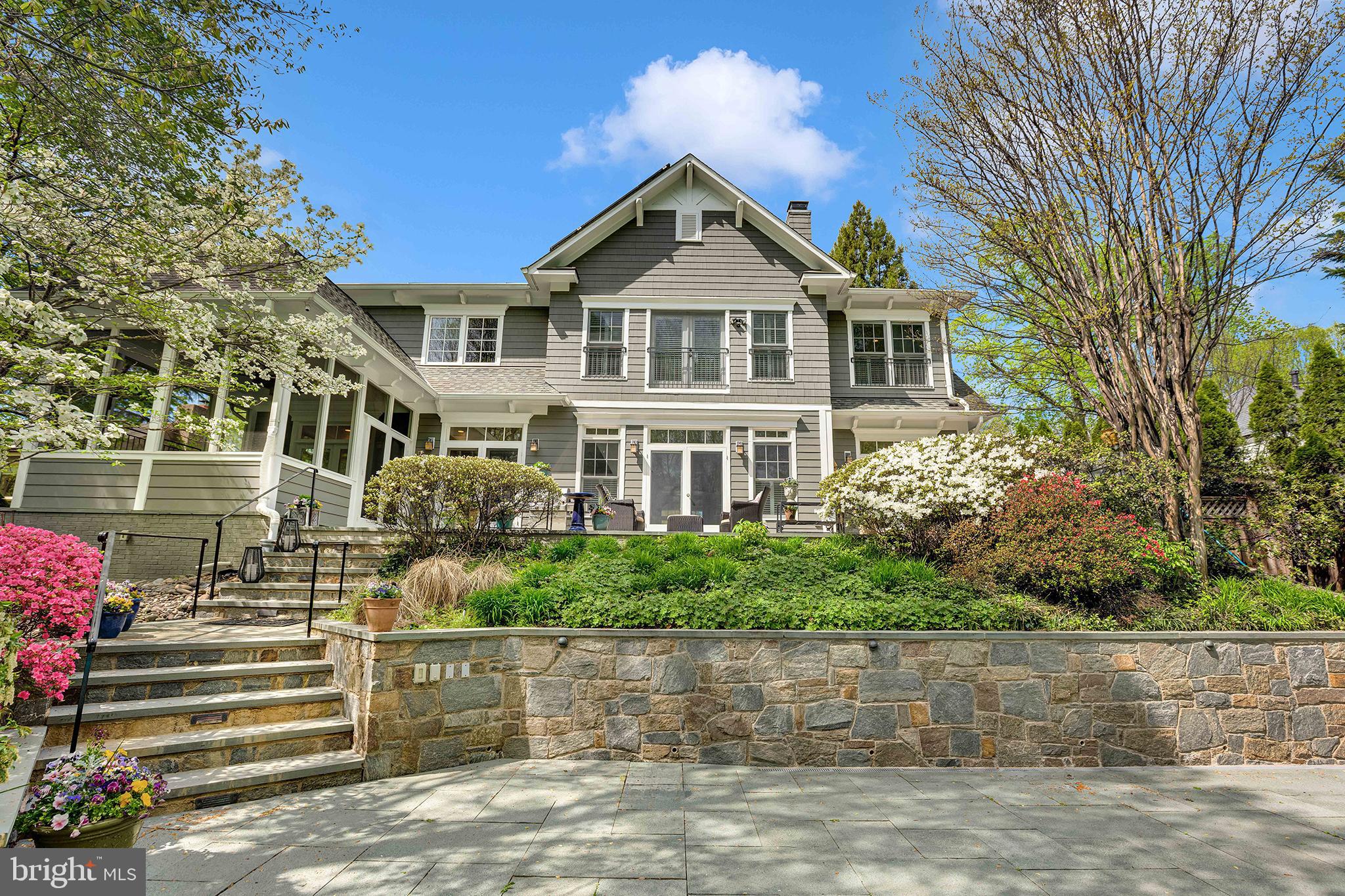 KENWOOD PARK - Residential