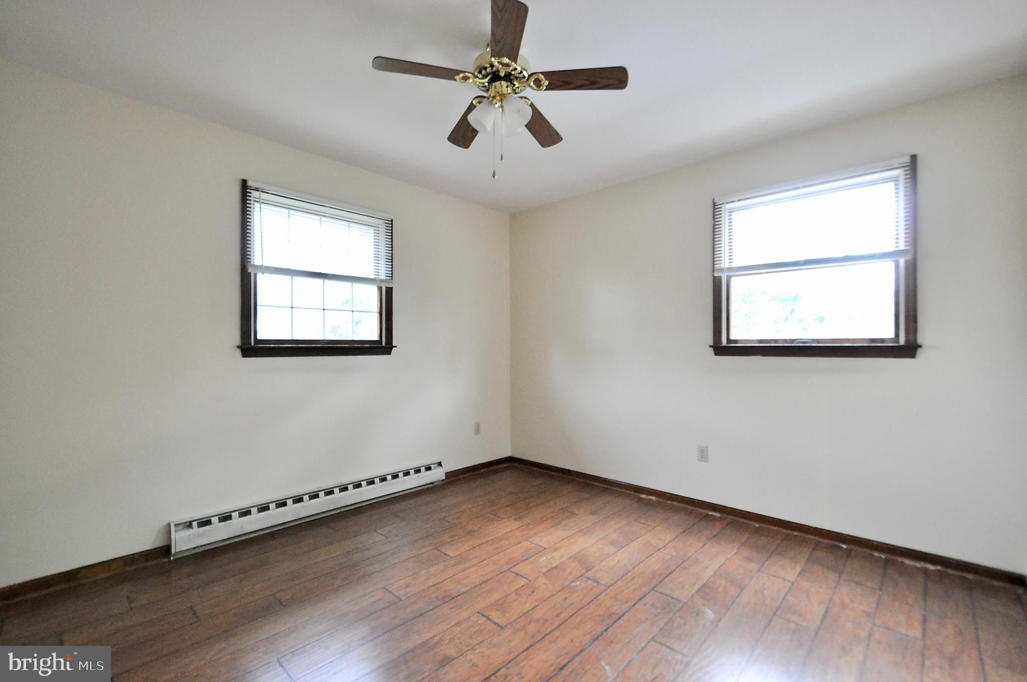 WILLOWBROOK - Residential
