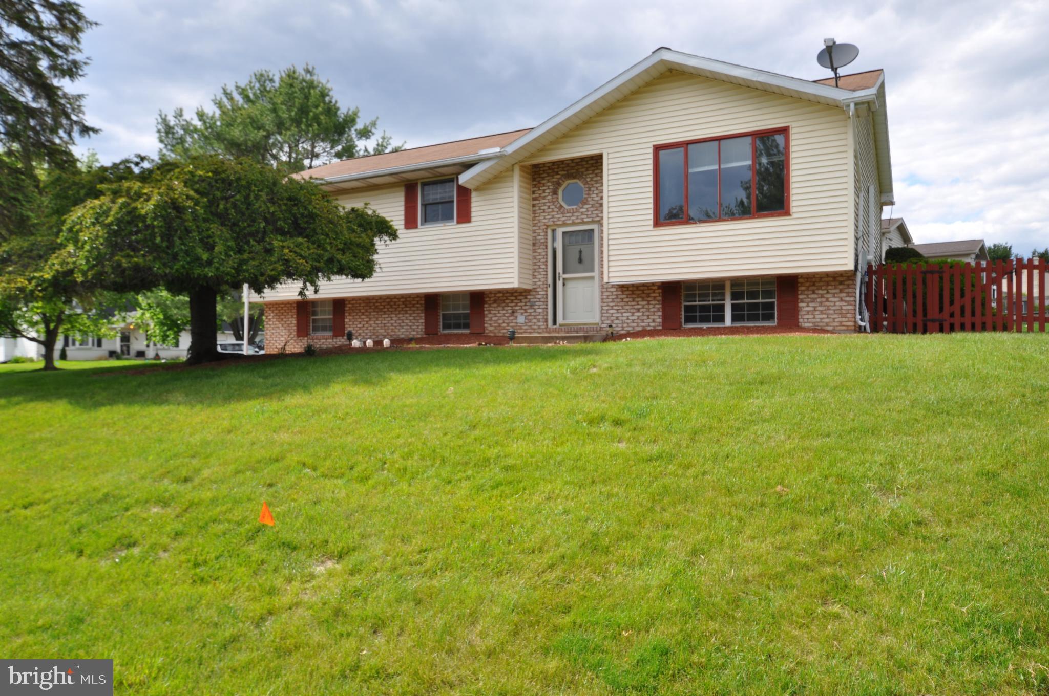 WILLOWBROOK - Residential