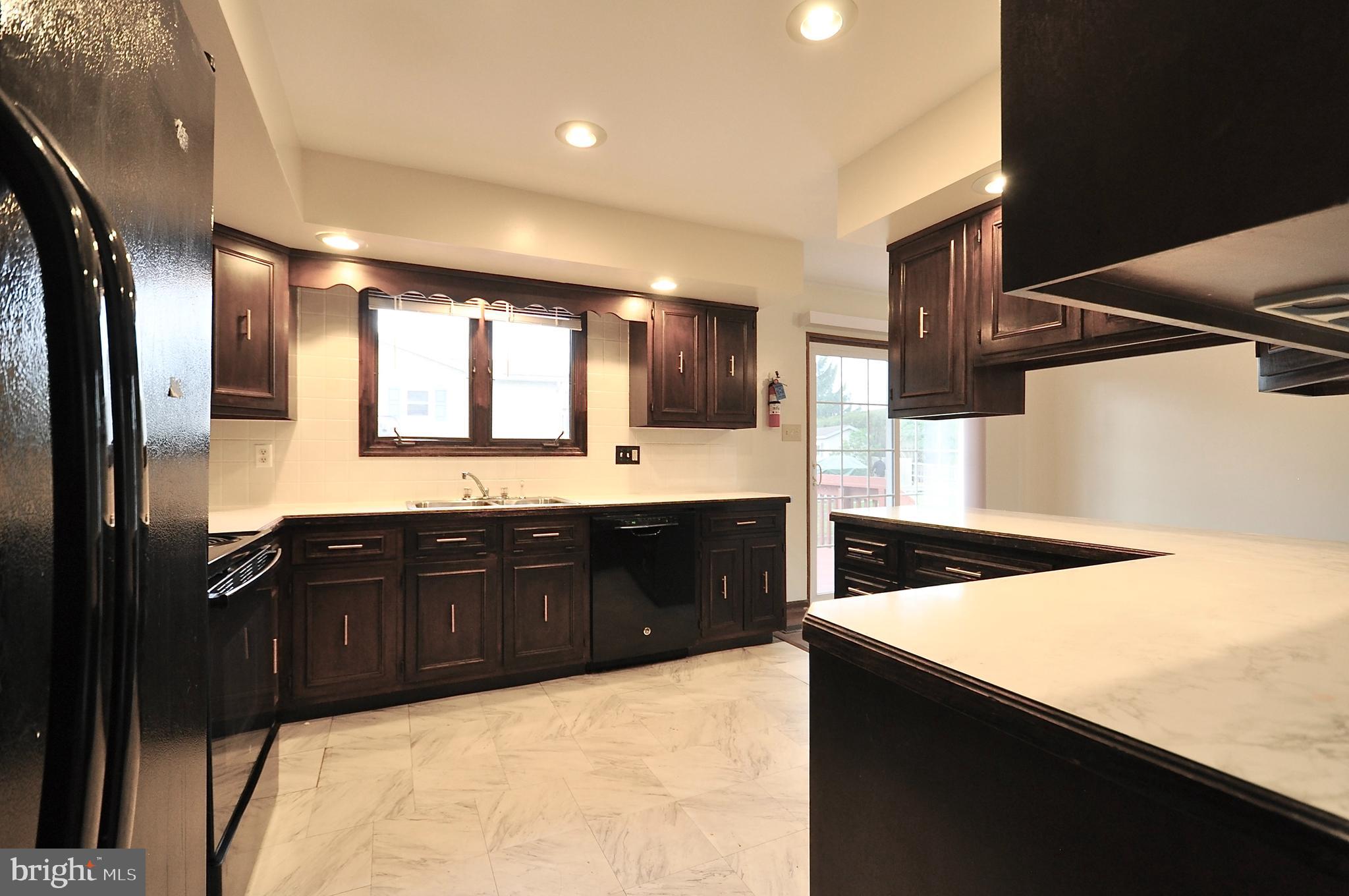 WILLOWBROOK - Residential