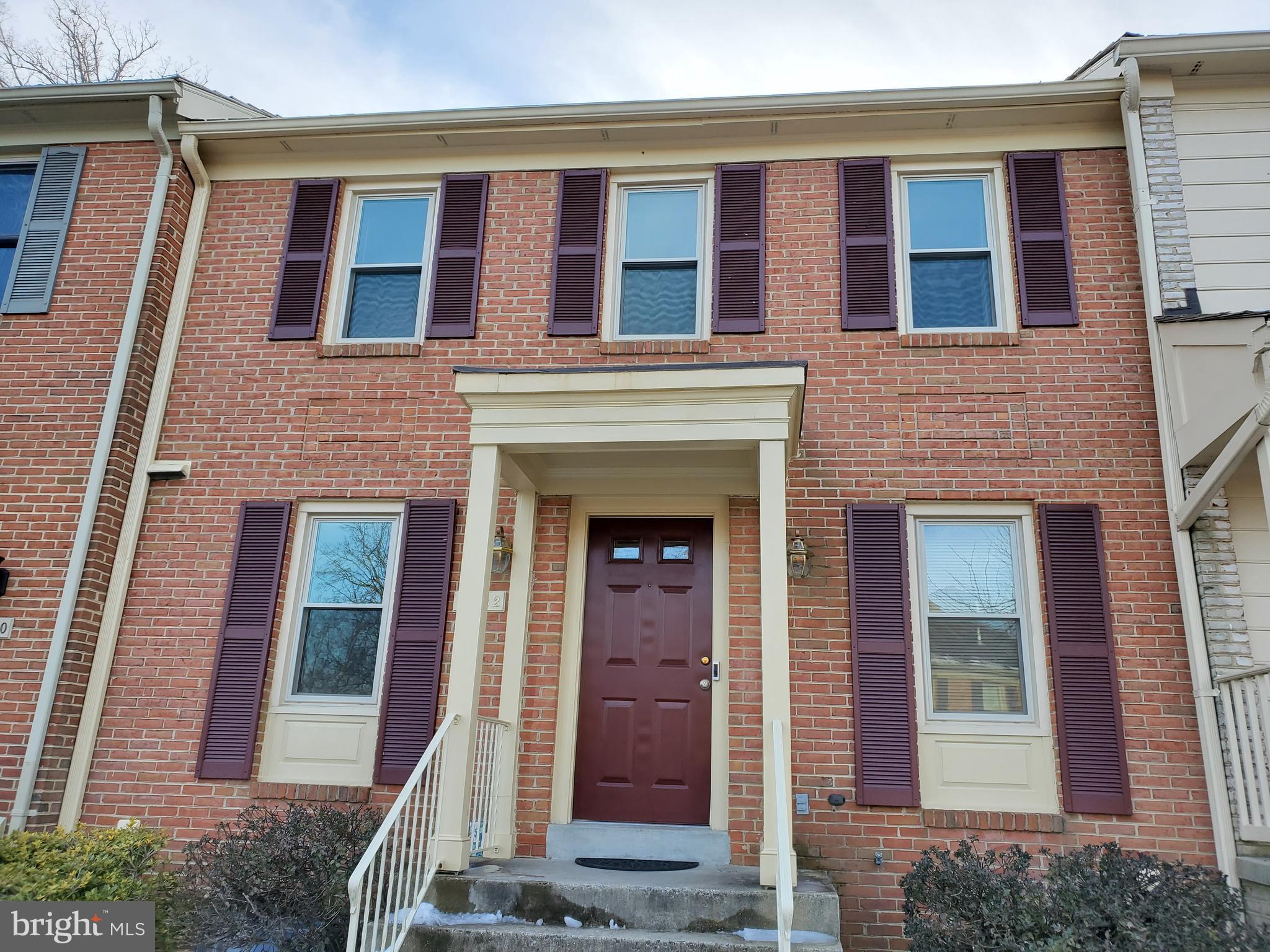 MANOR VILLAGE - Residential Lease