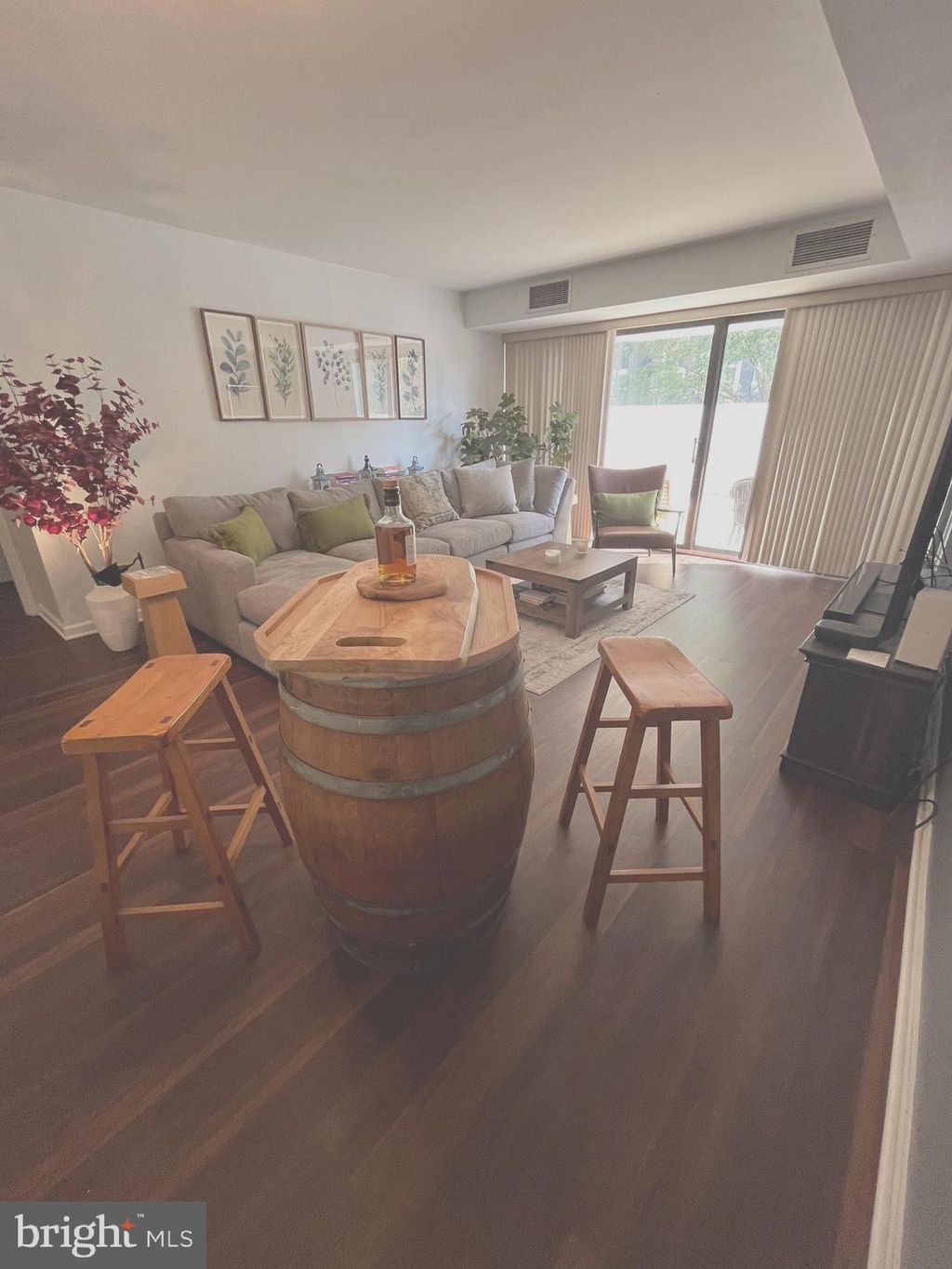 Photo of 1530 Key Boulevard #205, ARLINGTON, VA 22209 (MLS # VAAR2064070)