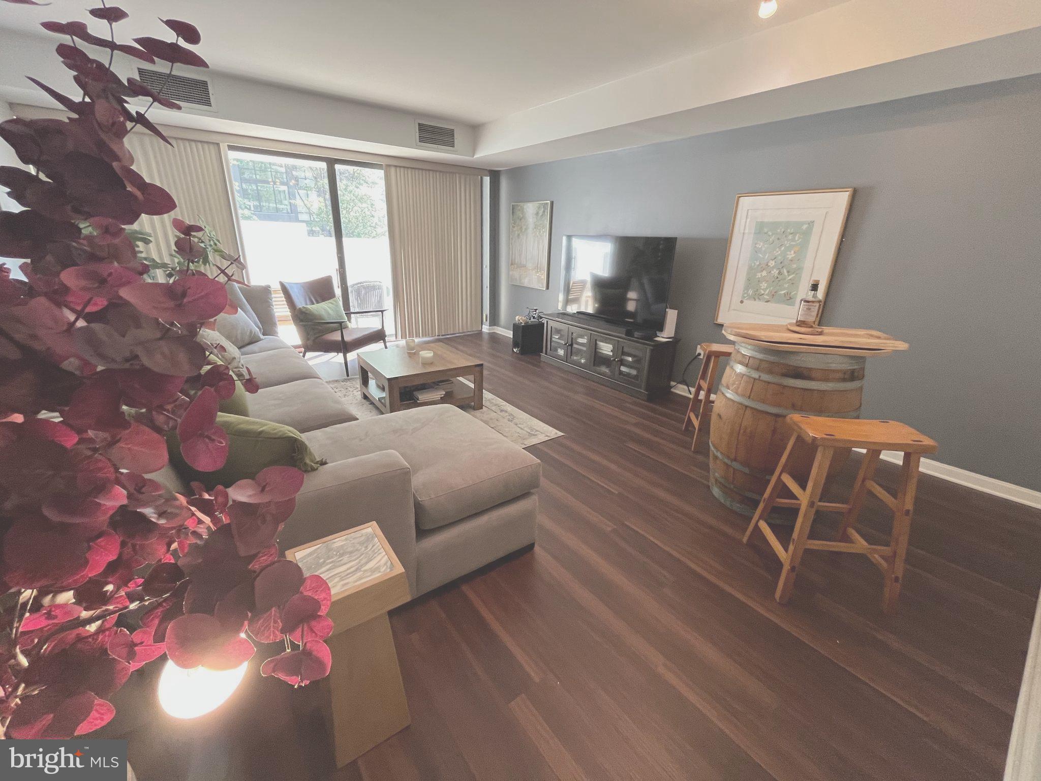 1530 KEY BOULEVARD 205