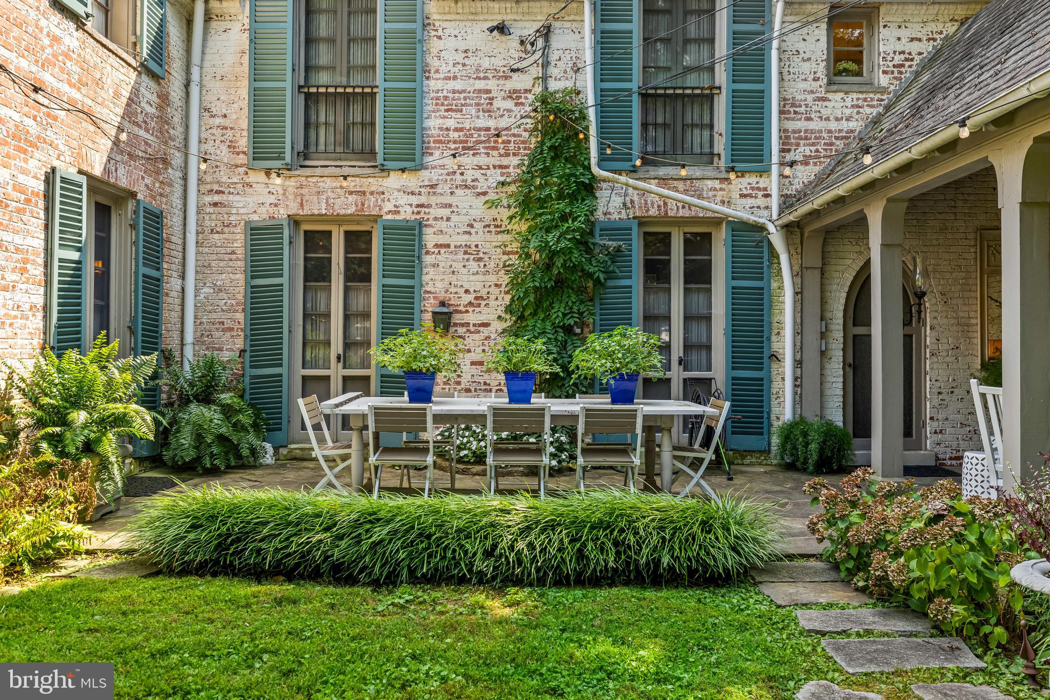 HOMELAND HISTORIC DISTRICT - Residential