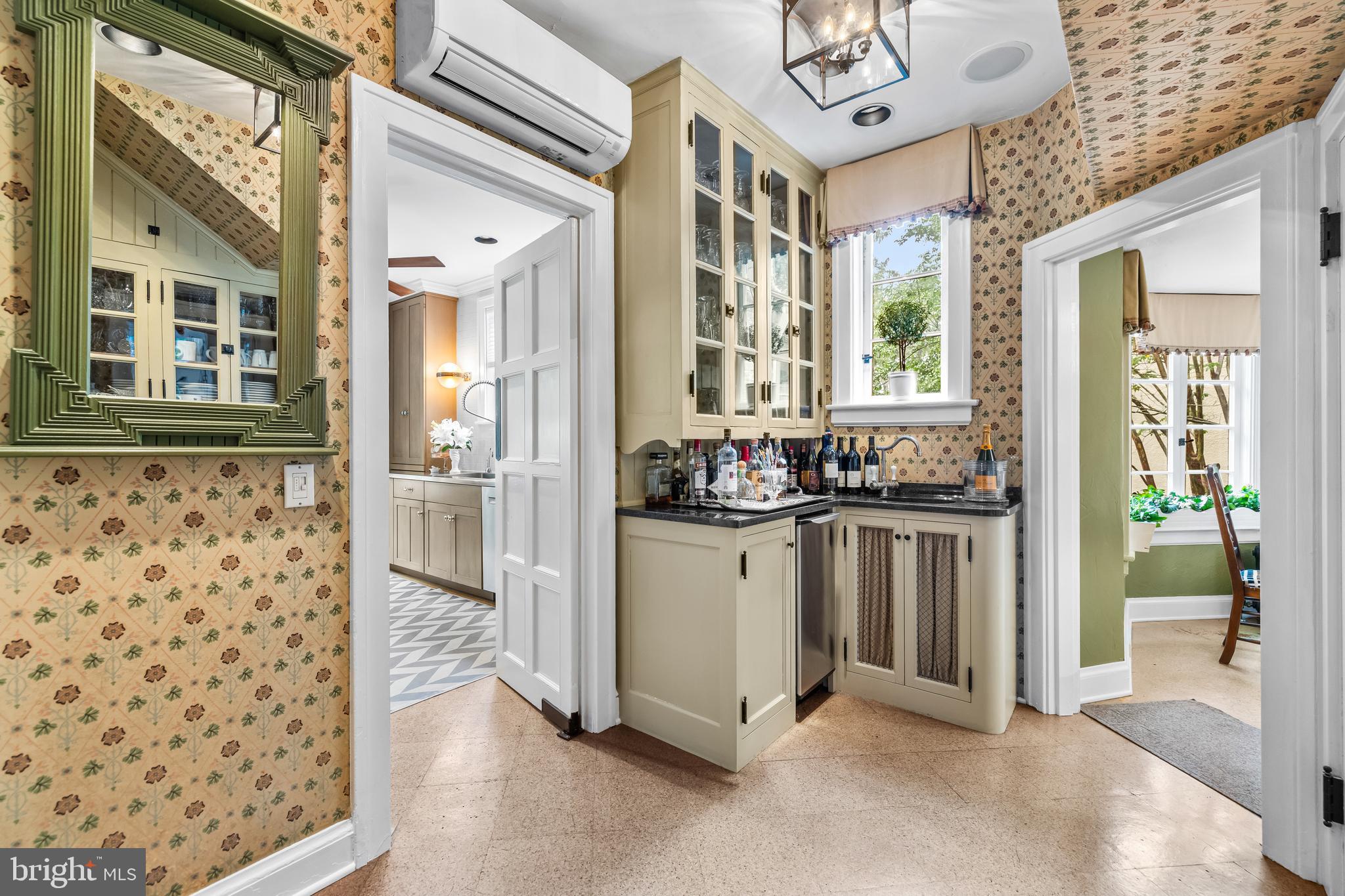 HOMELAND HISTORIC DISTRICT - Residential