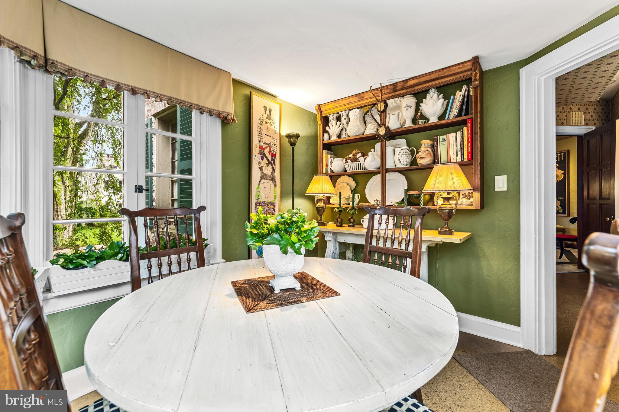 HOMELAND HISTORIC DISTRICT - Residential