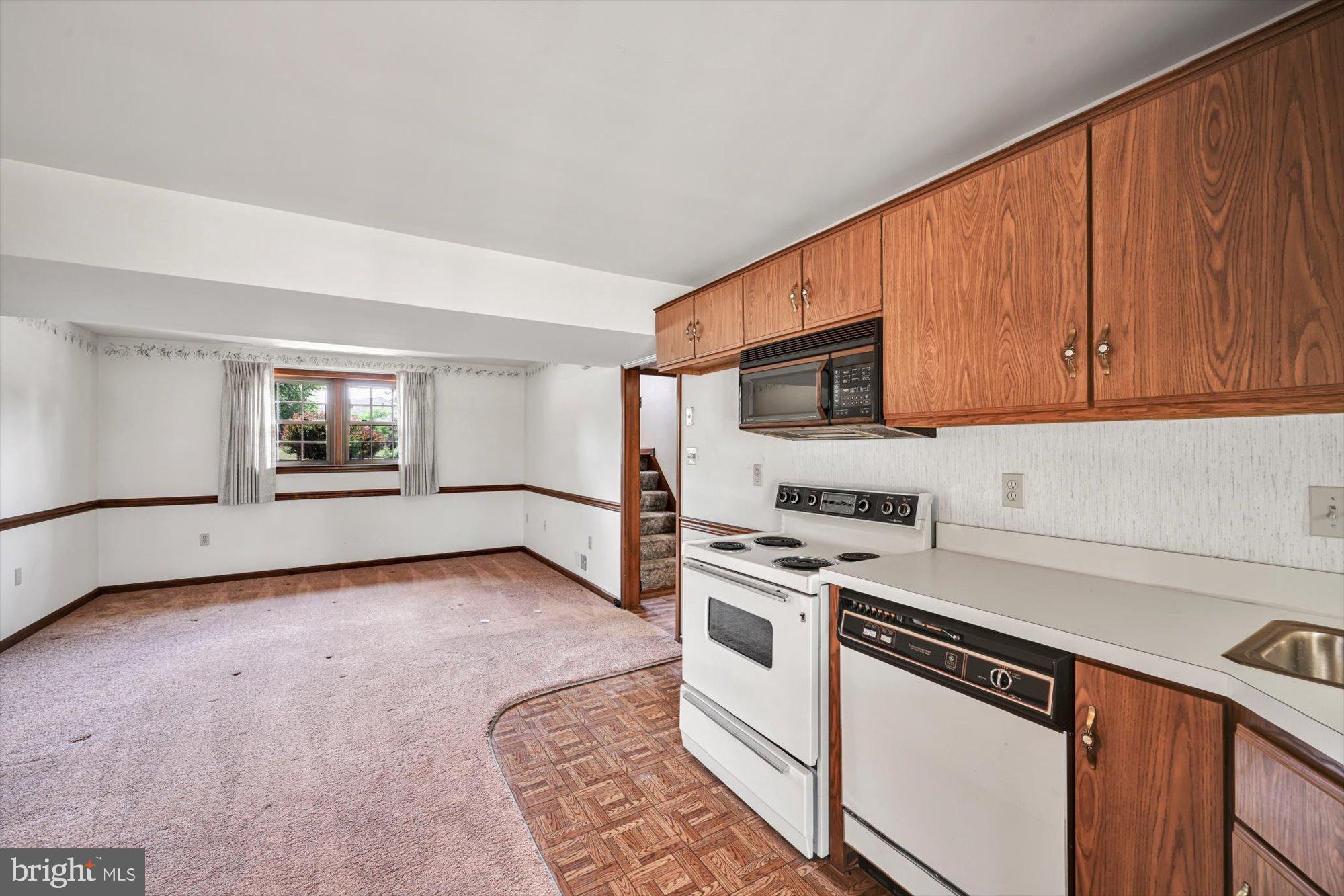 LINCOLN GARDENS - Residential