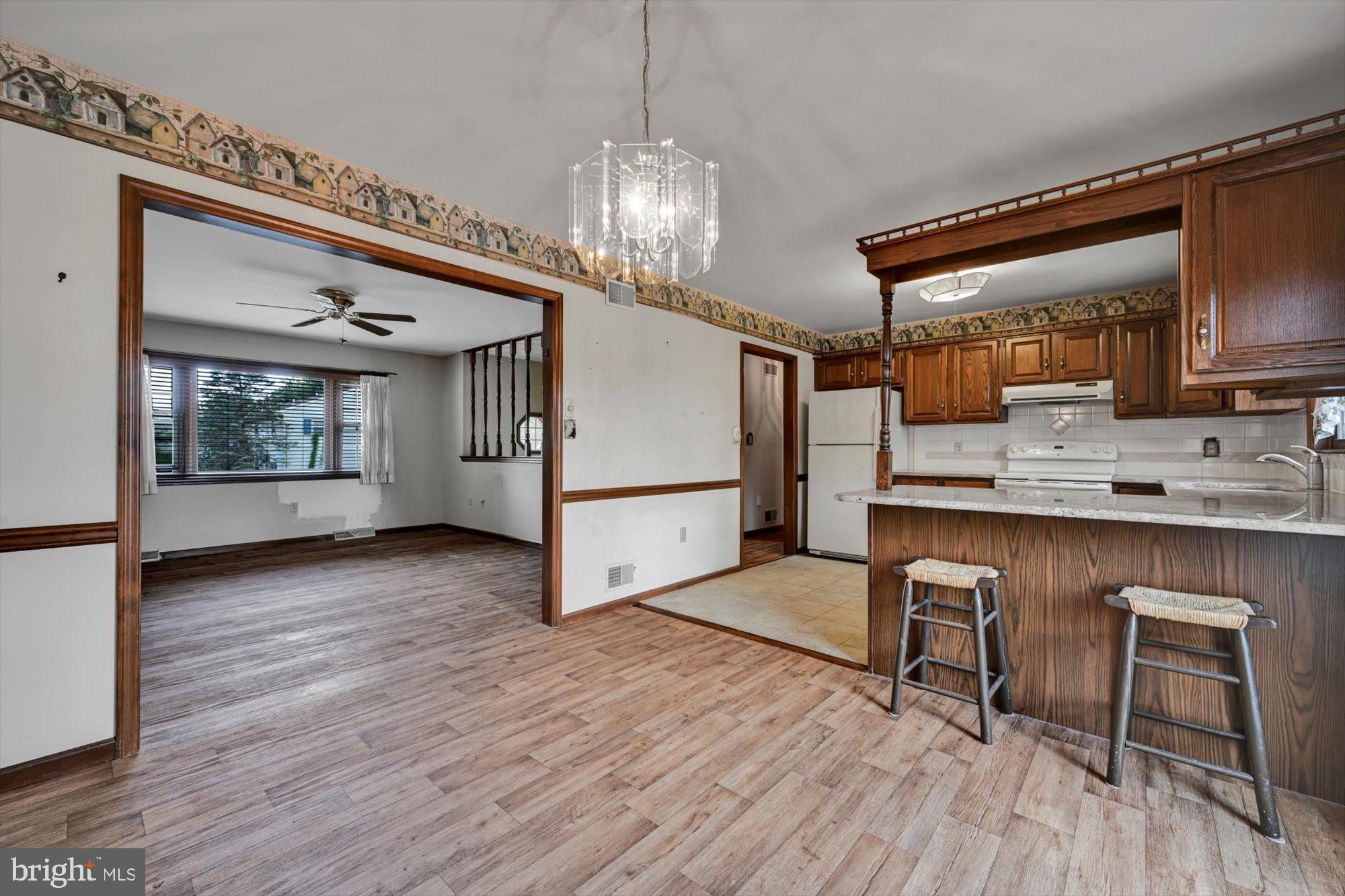LINCOLN GARDENS - Residential