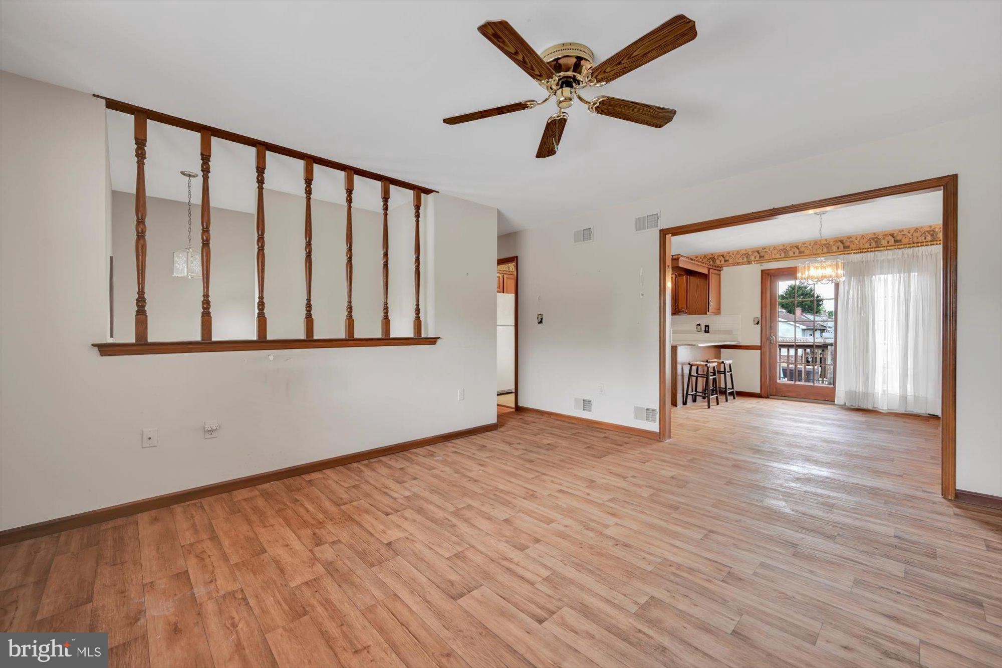LINCOLN GARDENS - Residential