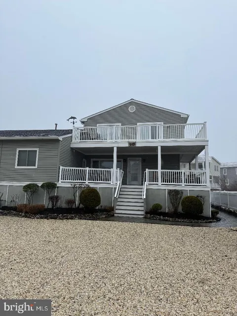 10 W Essex Avenue, Harvey Cedars, NJ MLS: NJOC2032264
