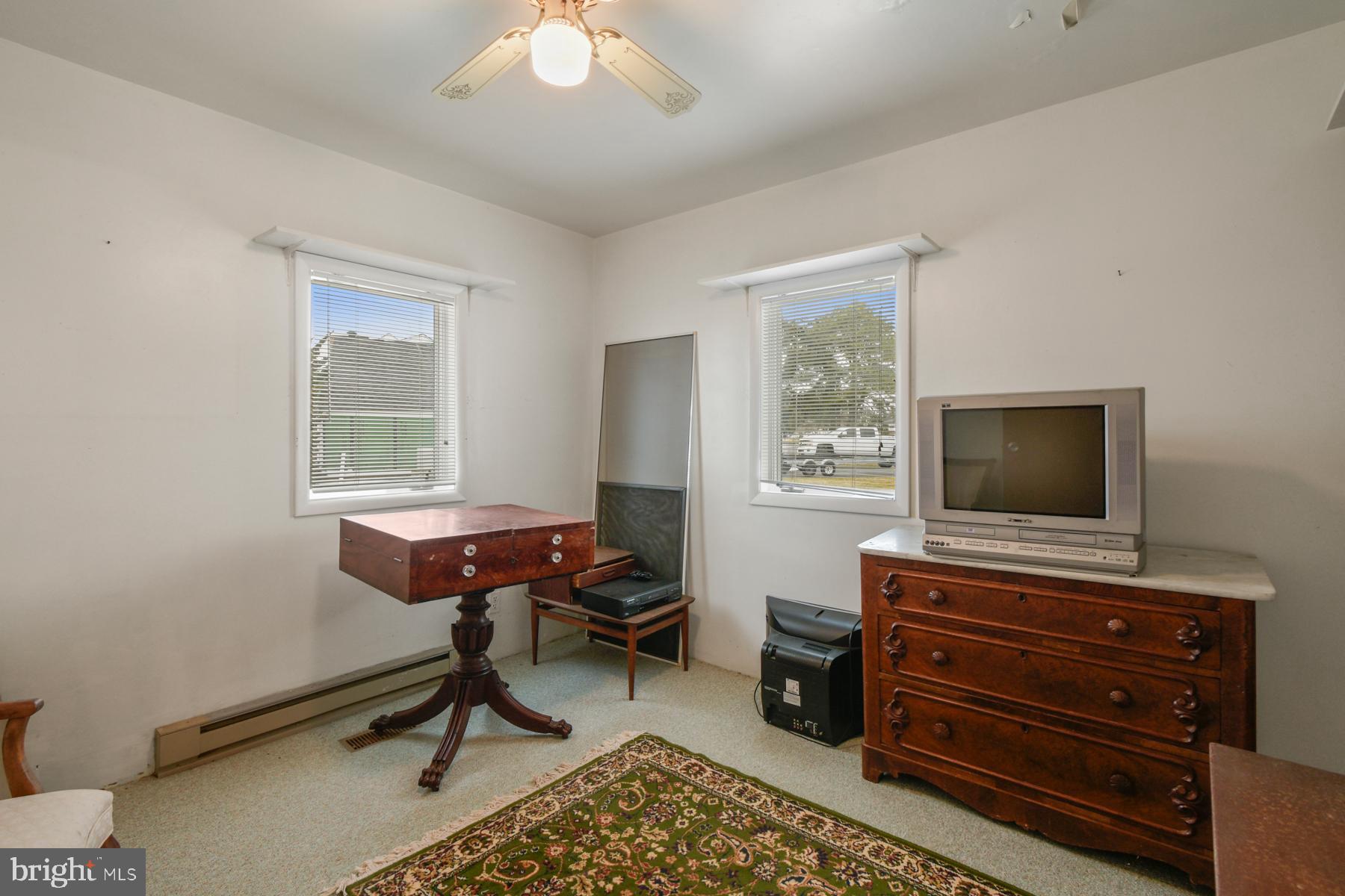 HOLIDAY HARBOR - Residential