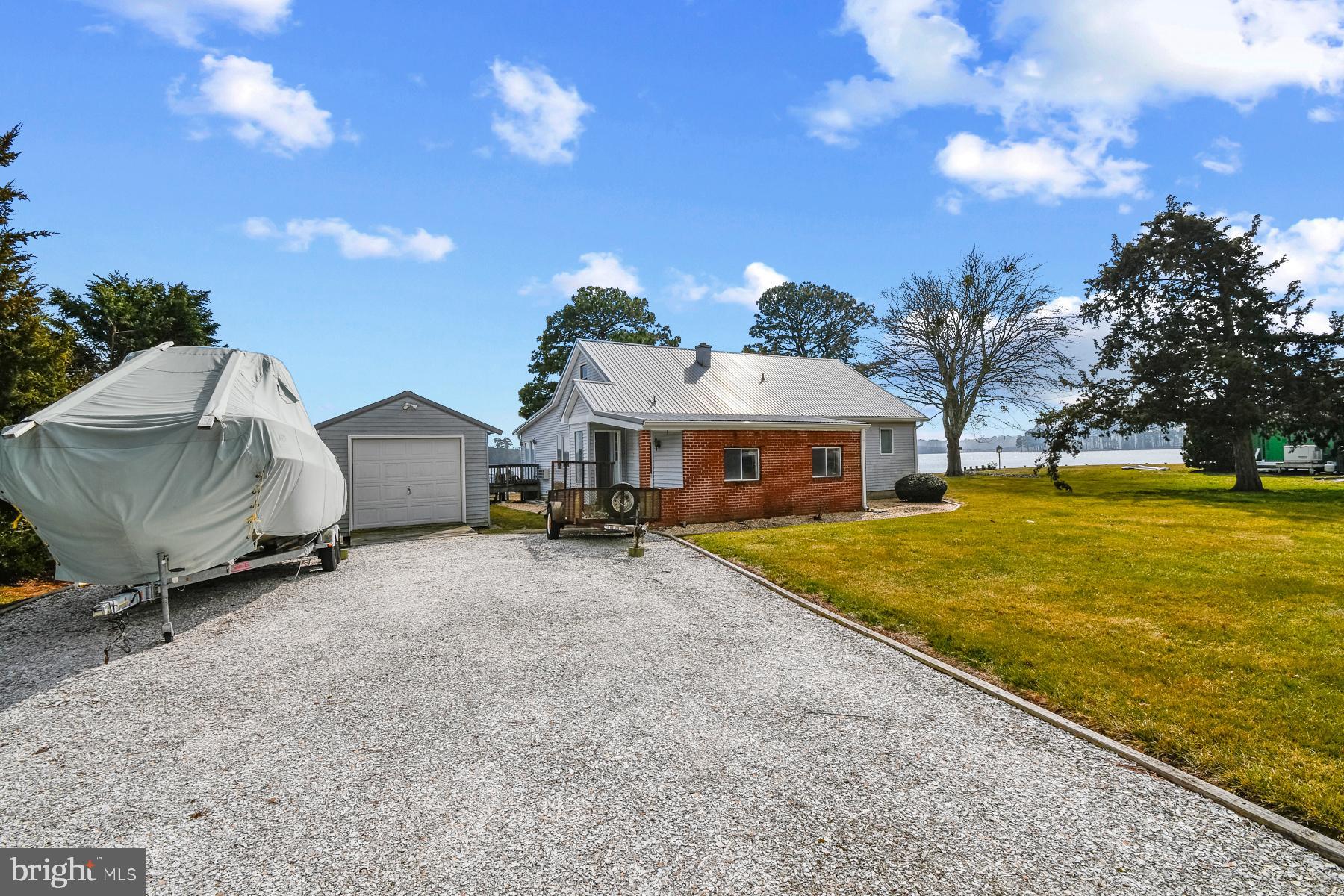 HOLIDAY HARBOR - Residential