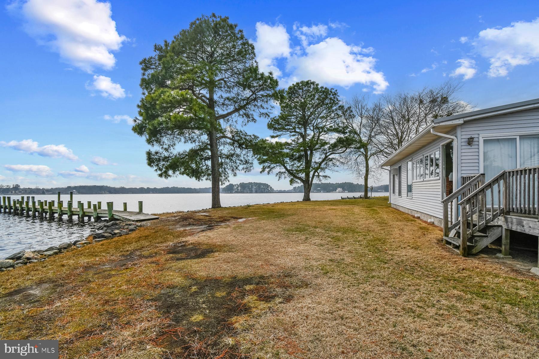 HOLIDAY HARBOR - Residential