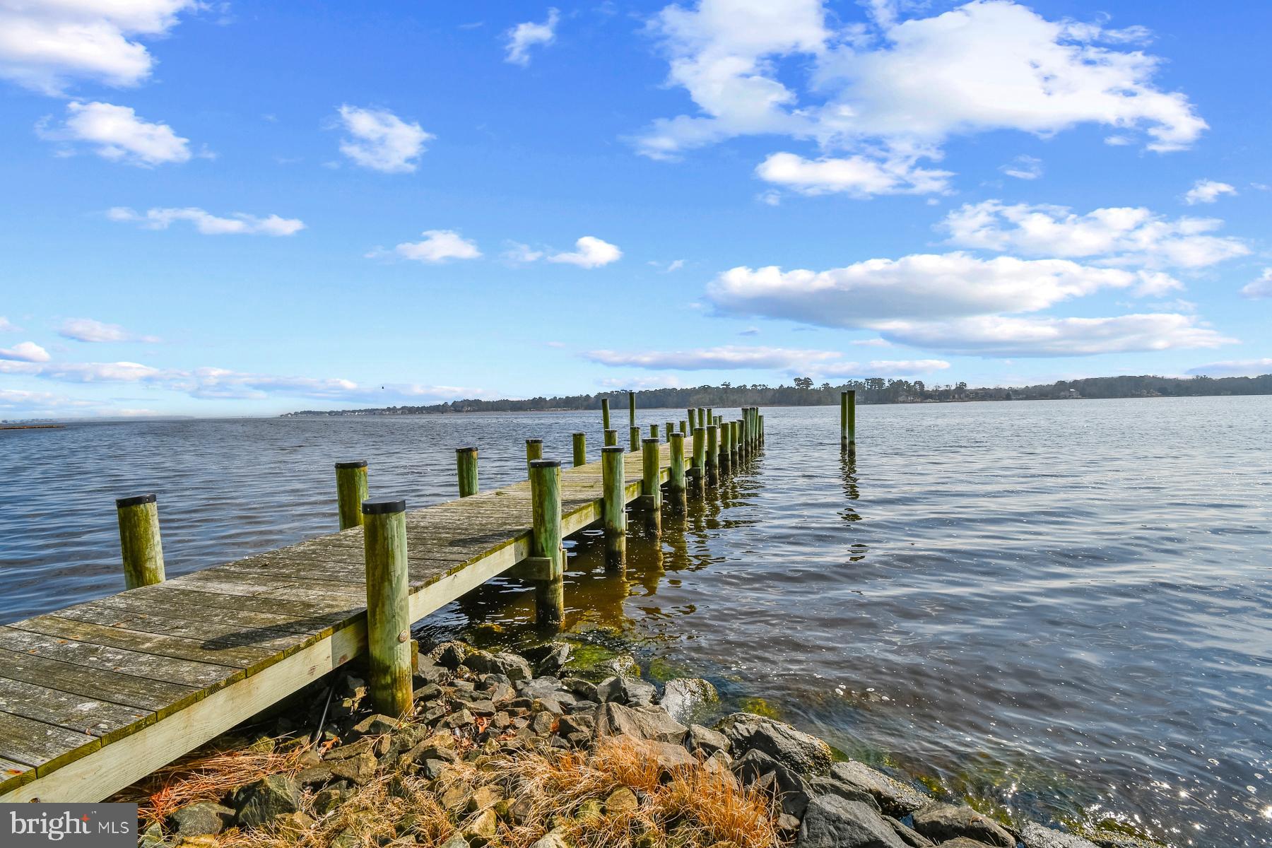 HOLIDAY HARBOR - Residential