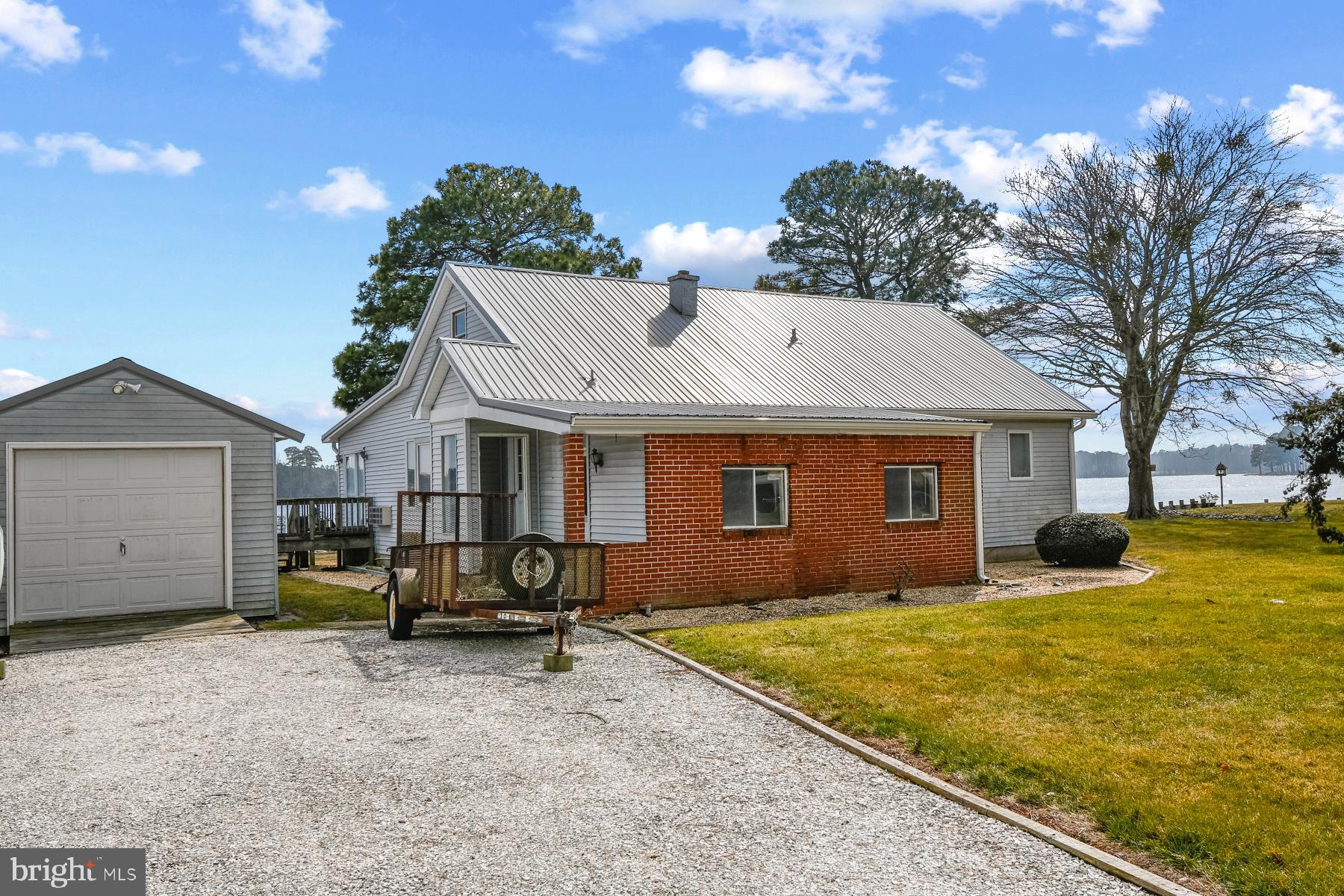 HOLIDAY HARBOR - Residential