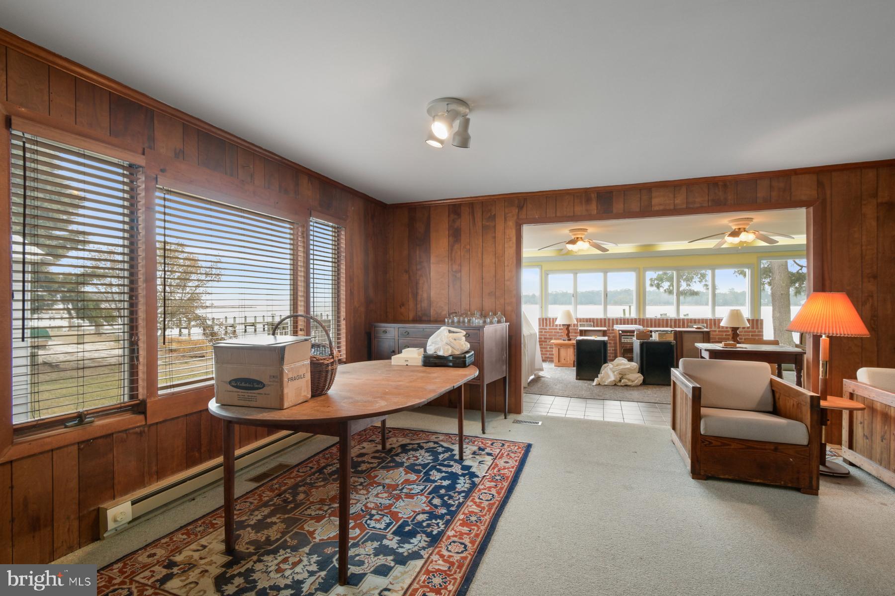 HOLIDAY HARBOR - Residential