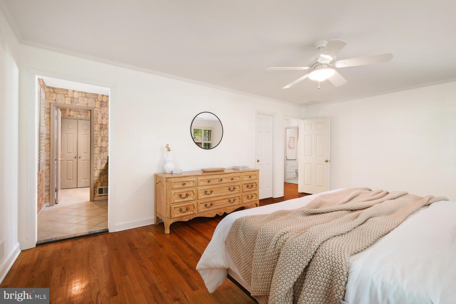 LUXMANOR - Residential