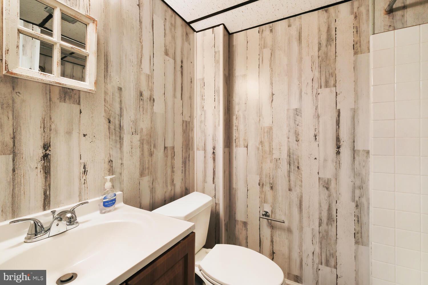 LUXMANOR - Residential