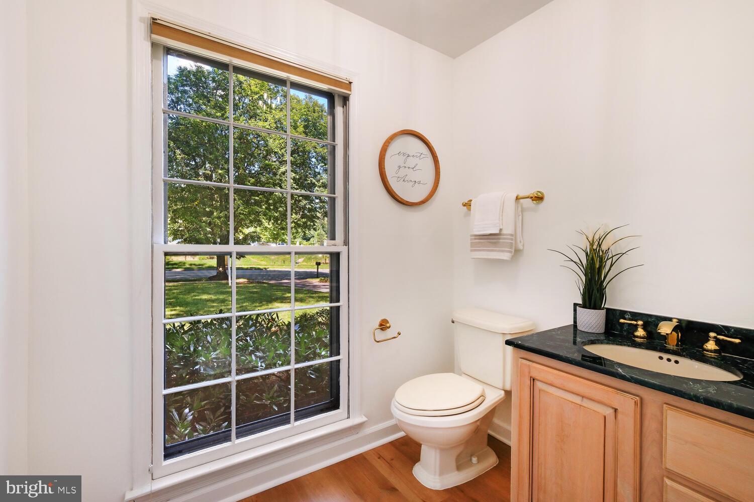 LUXMANOR - Residential