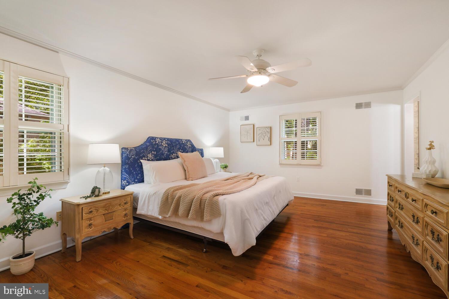 LUXMANOR - Residential