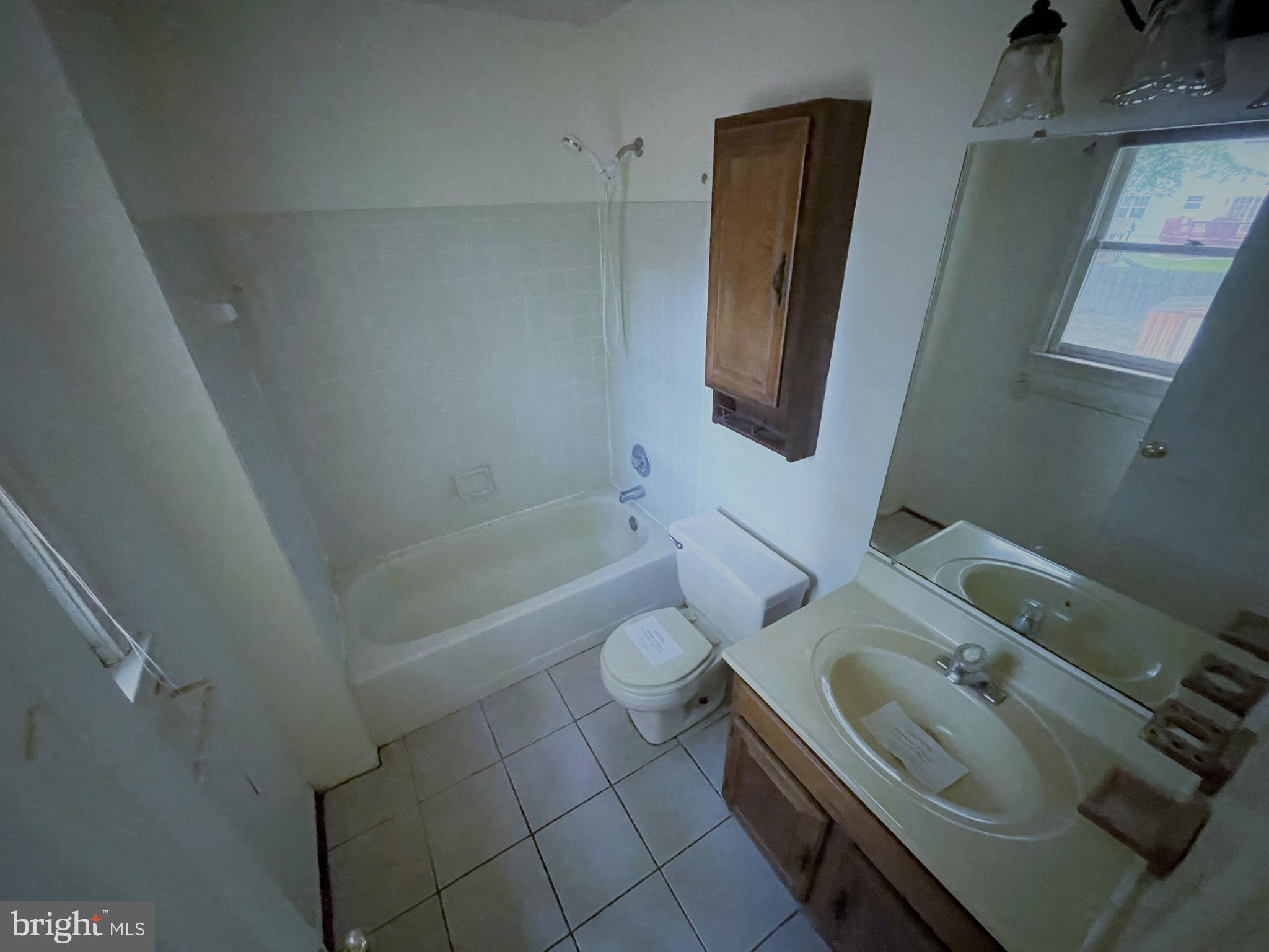 LAKE LAND OR - Residential