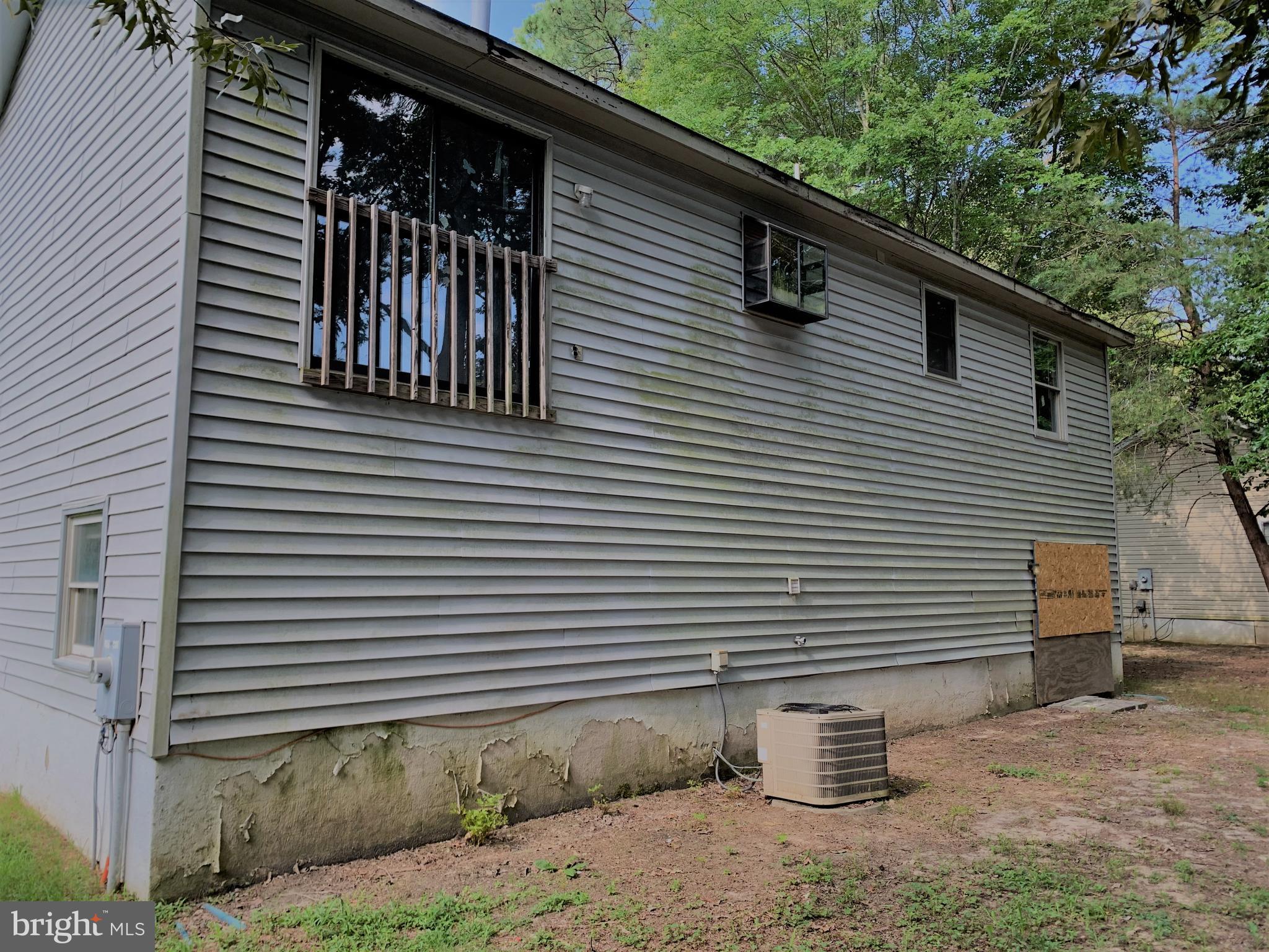 LAKE LAND OR - Residential