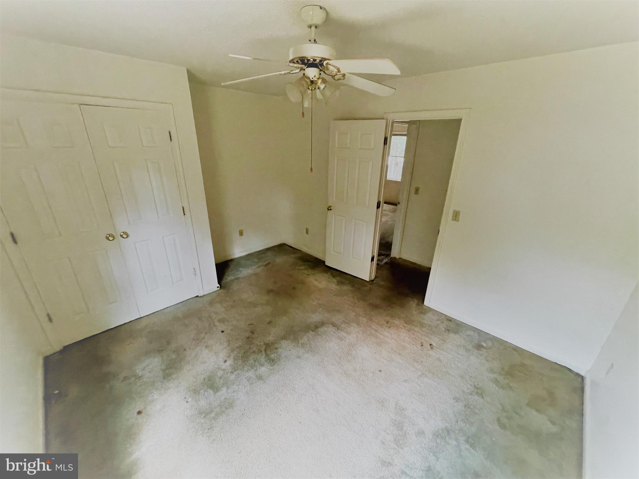 LAKE LAND OR - Residential