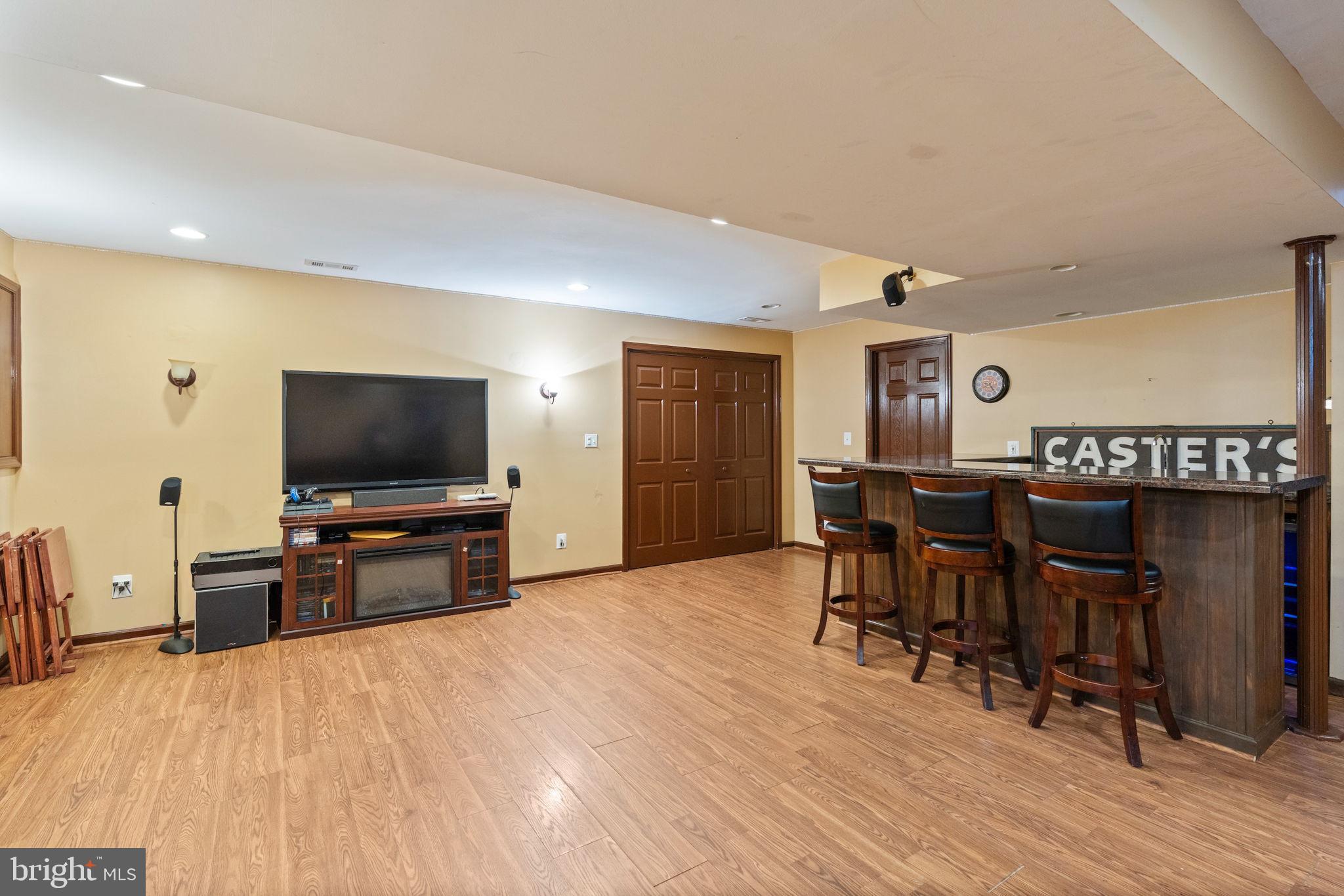 CLARKS GLEN - Residential