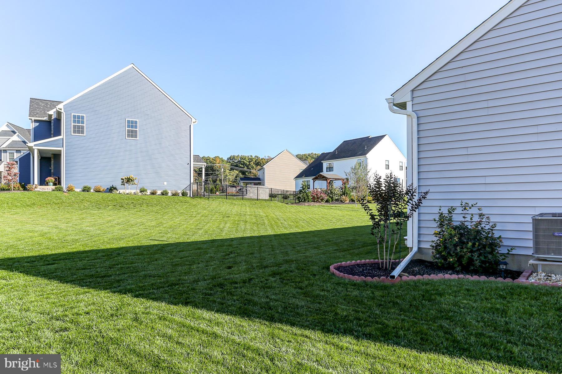 HIGHLAND RIDGE - Residential