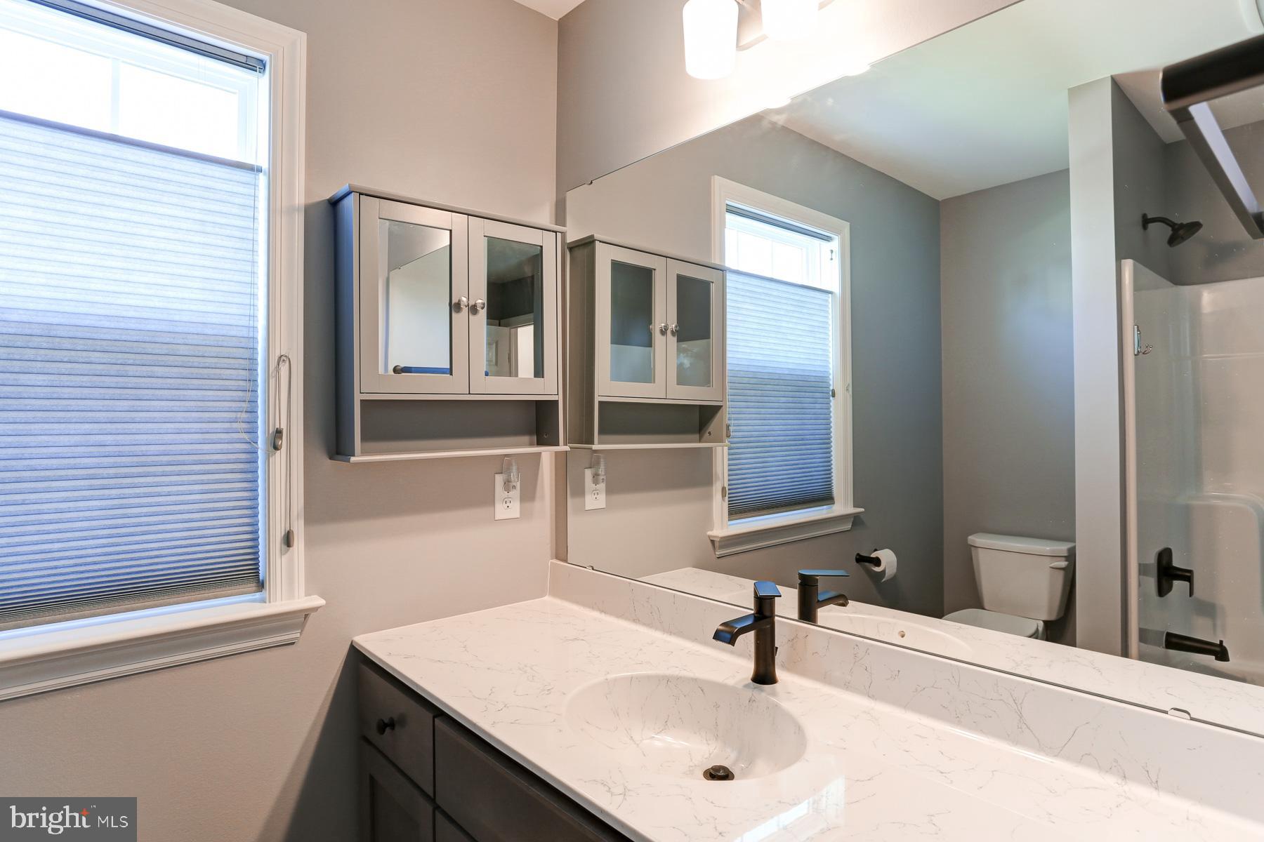 HIGHLAND RIDGE - Residential