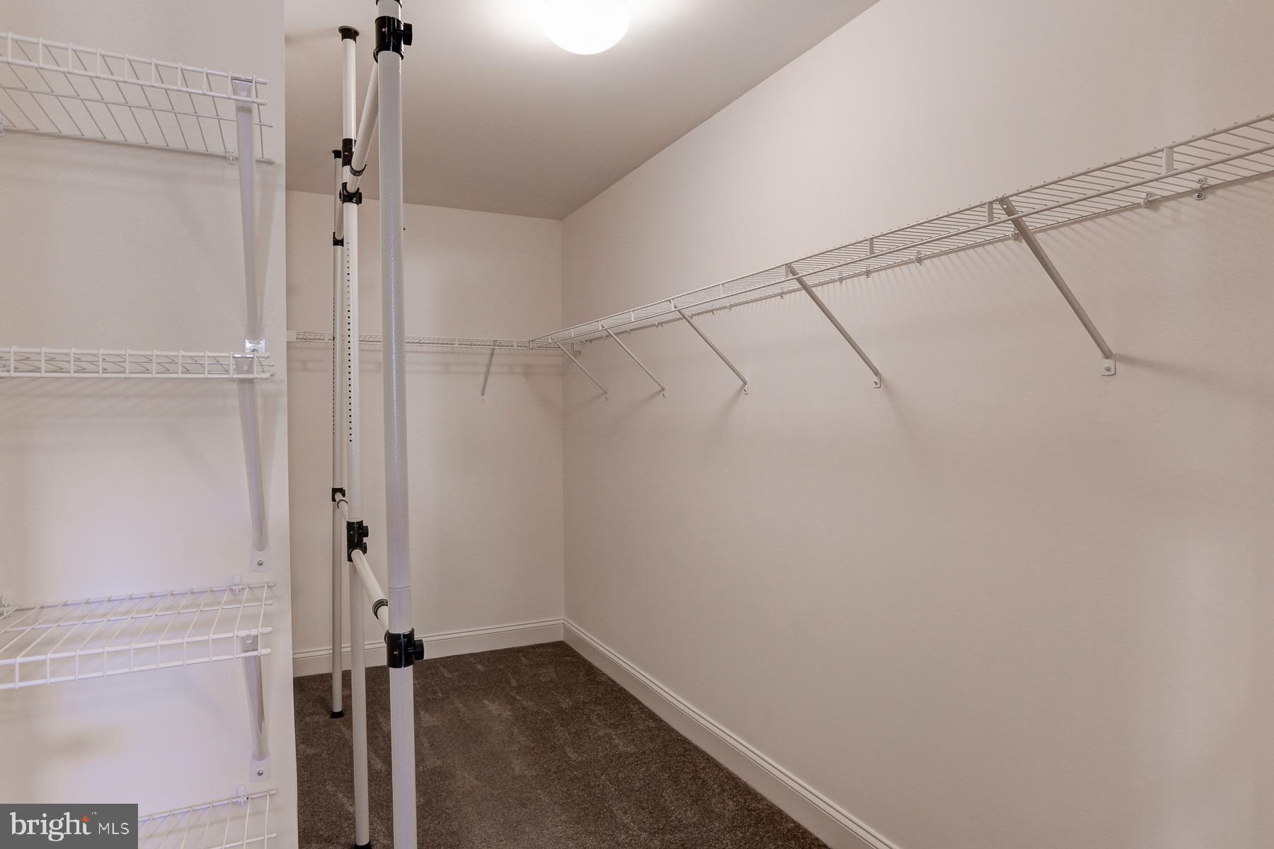 HIGHLAND RIDGE - Residential