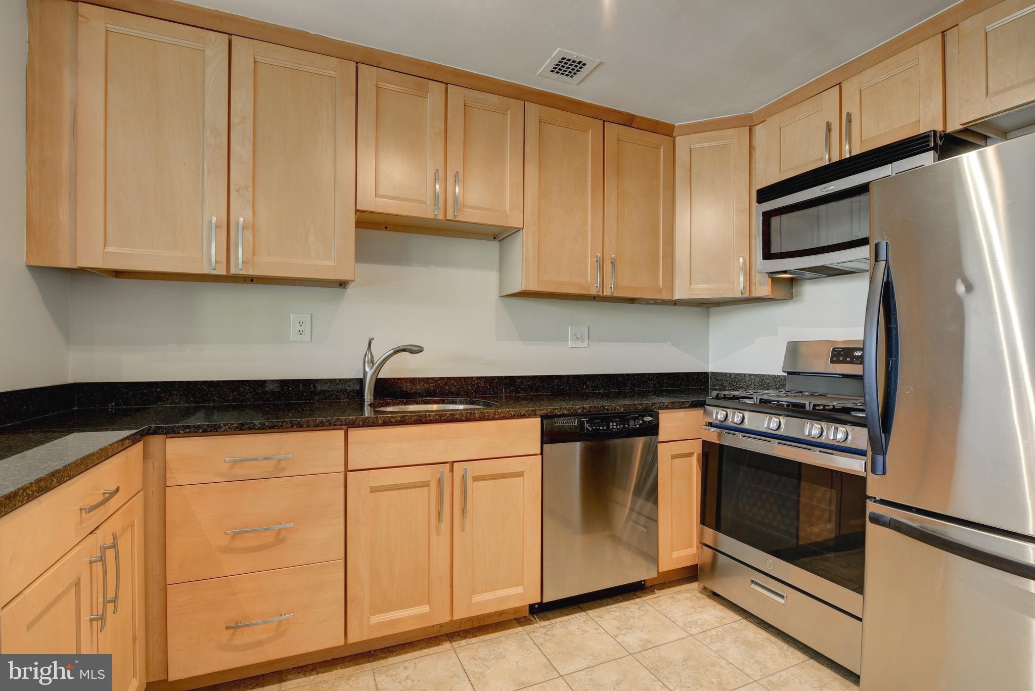 STONERIDGE KNOLL - Residential