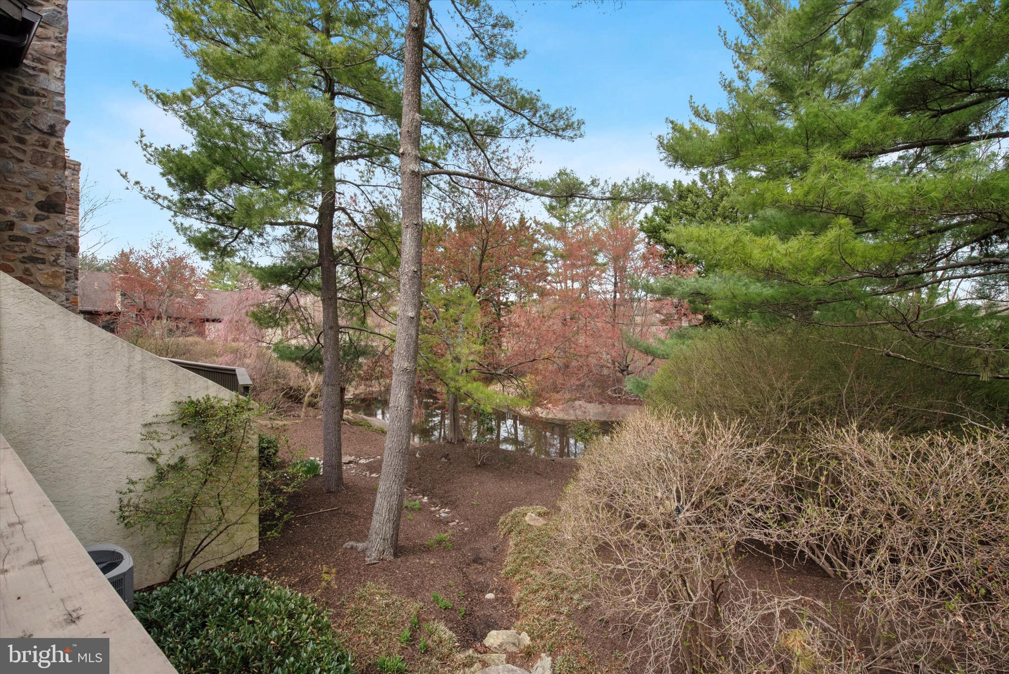 THE PONDS - Residential