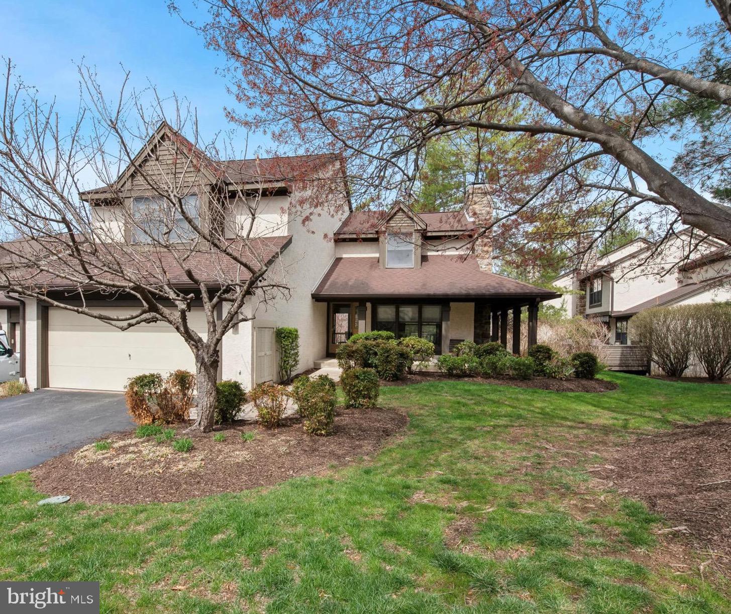 THE PONDS - Residential